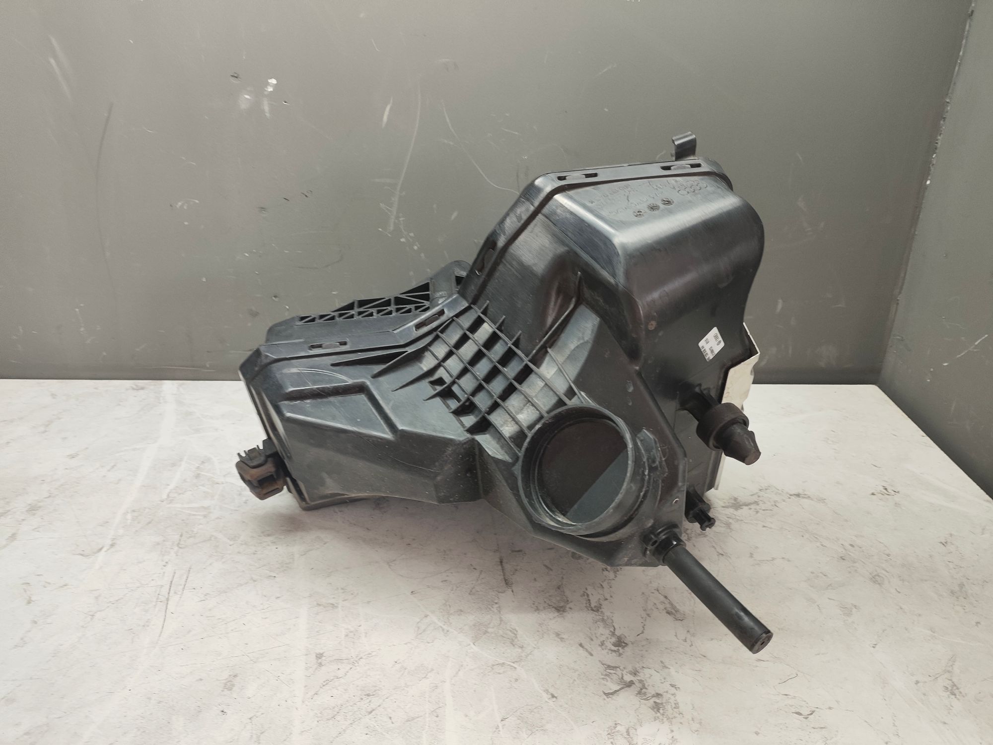 https://ycs.partsauto.market/partsauto-images/thmbs/userImages/6ab8ea4394fc0aced0b69382a3e61955/part/266d5143-3456-4b3c-ad2d-f0d0f15bfe14_1784188342966.jpg