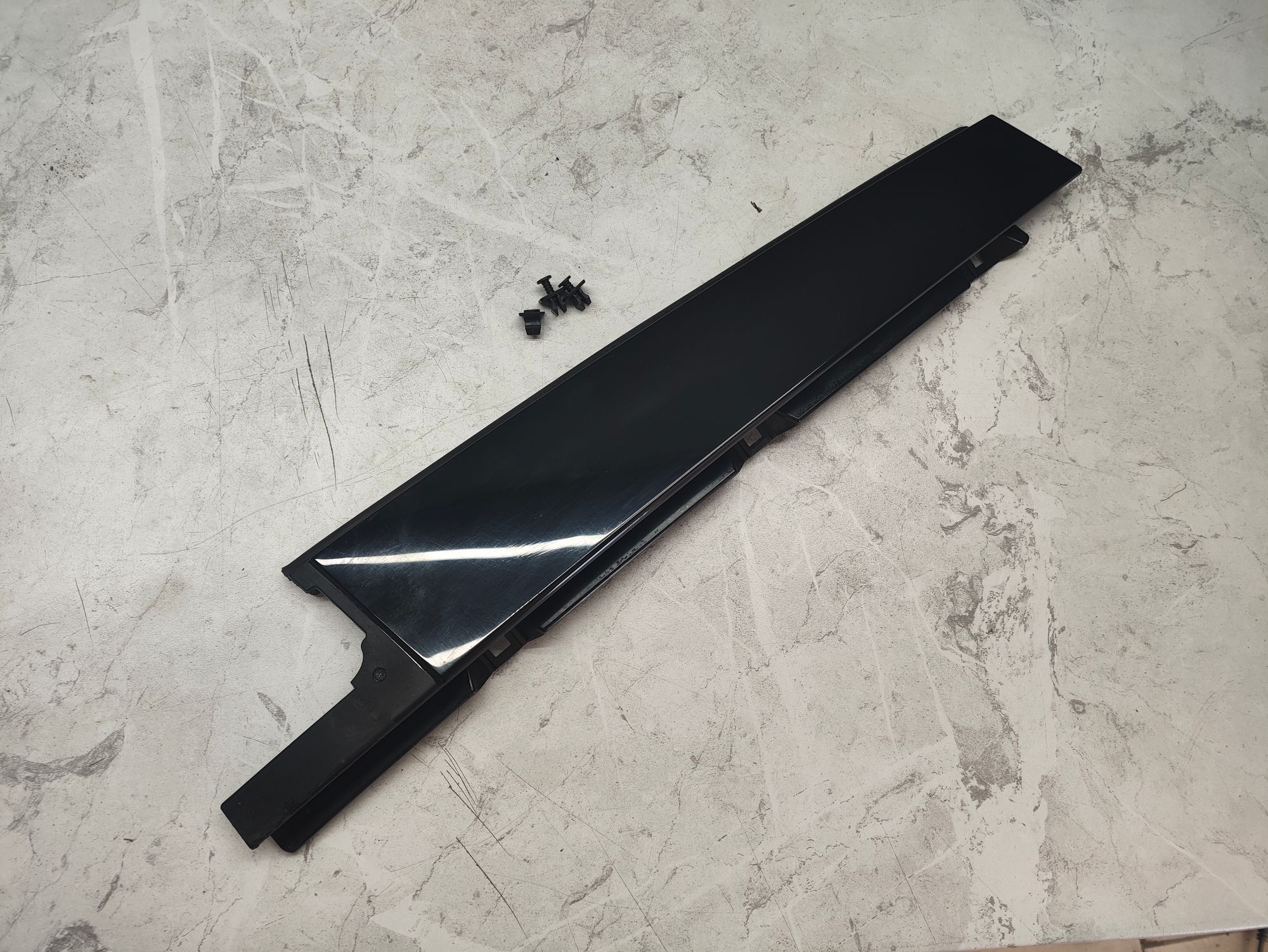 https://ycs.partsauto.market/partsauto-images/thmbs/userImages/6ab8ea4394fc0aced0b69382a3e61955/part/28c6b729-3bb3-4c9b-9a4e-3dd0d624c900_1786694148485.jpg
