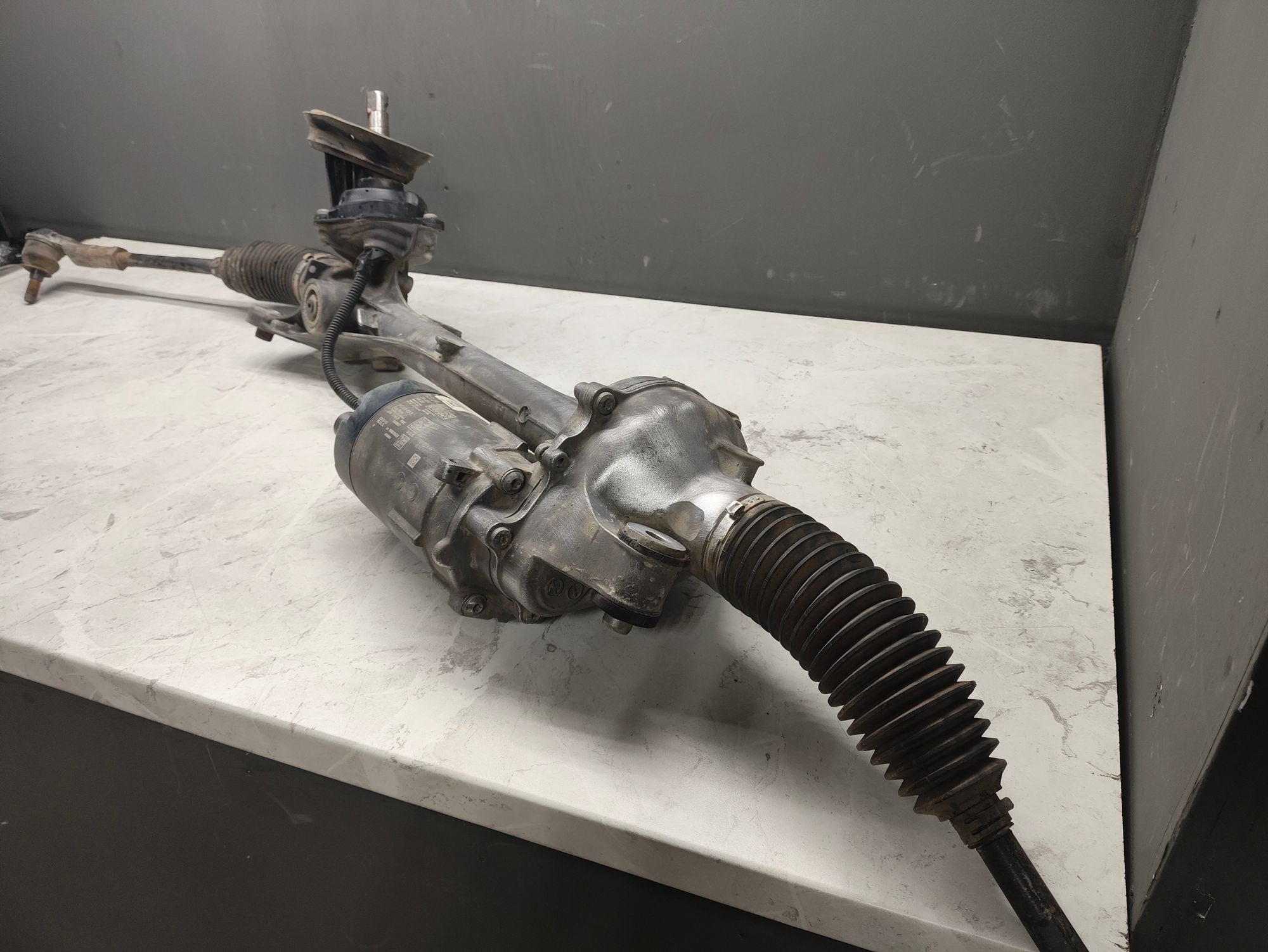 https://ycs.partsauto.market/partsauto-images/thmbs/userImages/6ab8ea4394fc0aced0b69382a3e61955/part/2934710e-34cb-4ce2-abb2-f295b825b737_1776504548617.jpg