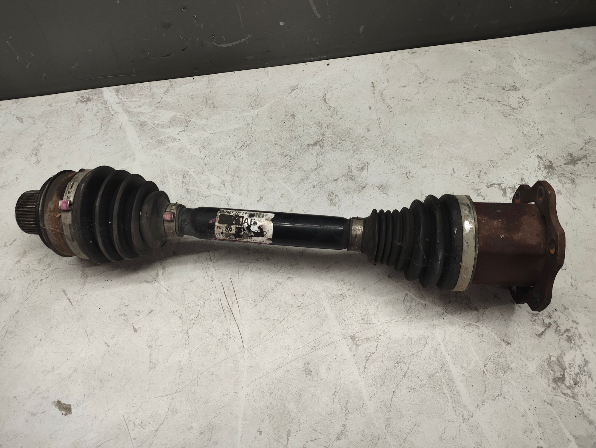 https://ycs.partsauto.market/partsauto-images/thmbs/userImages/6ab8ea4394fc0aced0b69382a3e61955/part/2dcc9a41-f32e-4d29-92db-4d8bca3a33c4_1784190581313.jpg