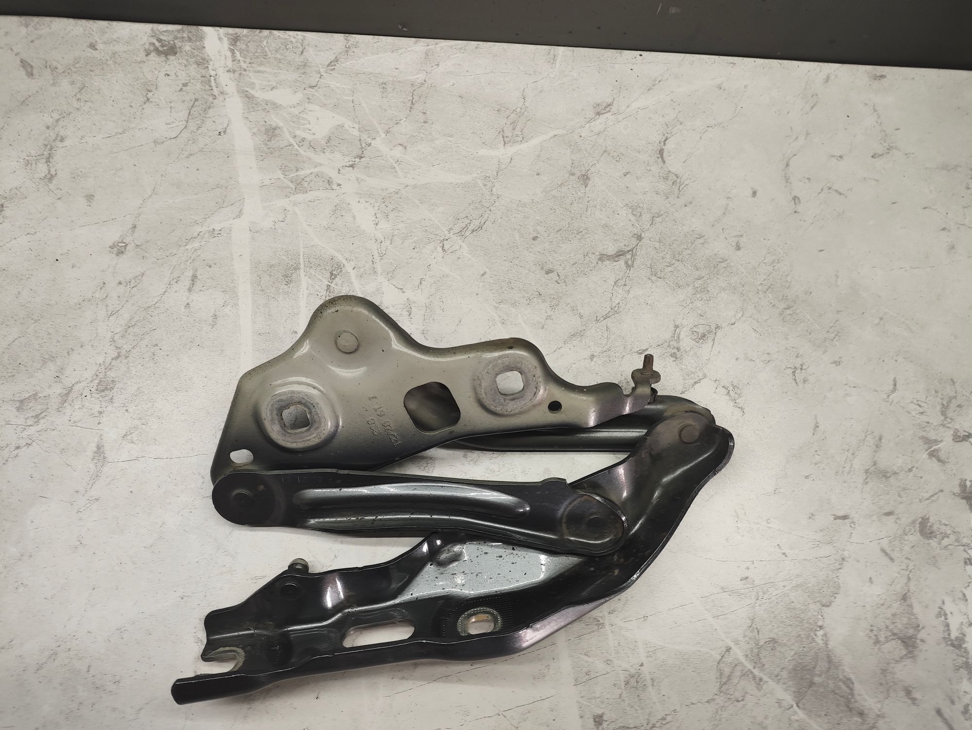 https://ycs.partsauto.market/partsauto-images/thmbs/userImages/6ab8ea4394fc0aced0b69382a3e61955/part/2de47e26-f043-4443-81f5-808823394979_1775302211418.jpg