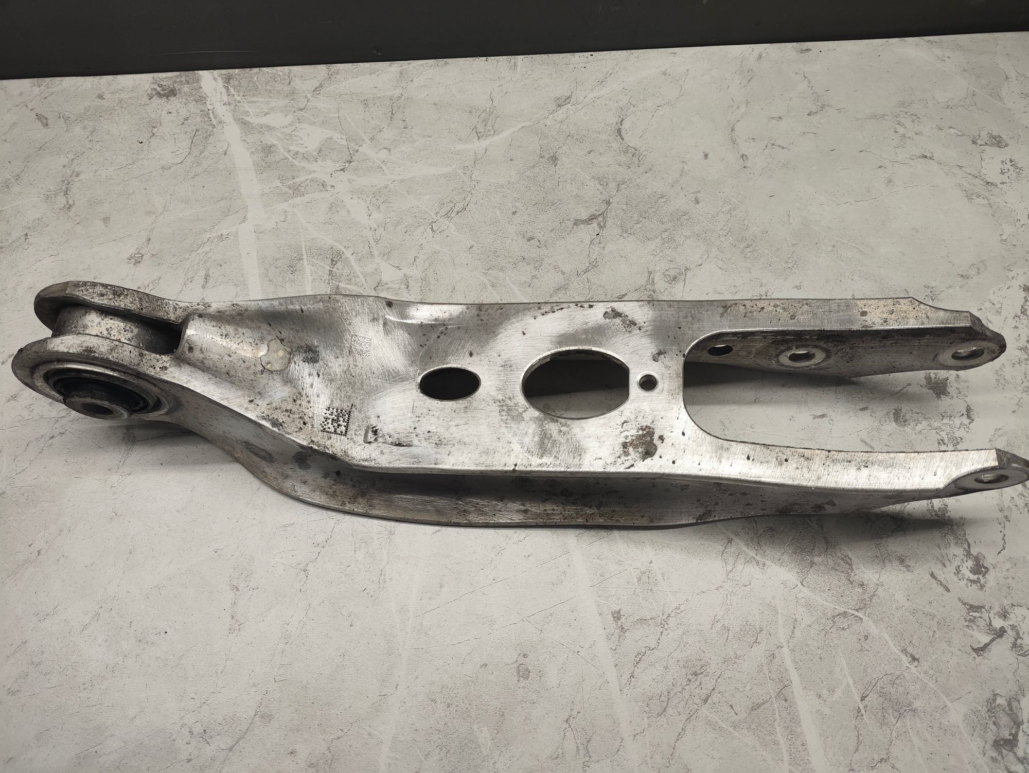 https://ycs.partsauto.market/partsauto-images/thmbs/userImages/6ab8ea4394fc0aced0b69382a3e61955/part/2e02505b-e753-47dc-8e98-378d88755fd3_1776337428663.jpg