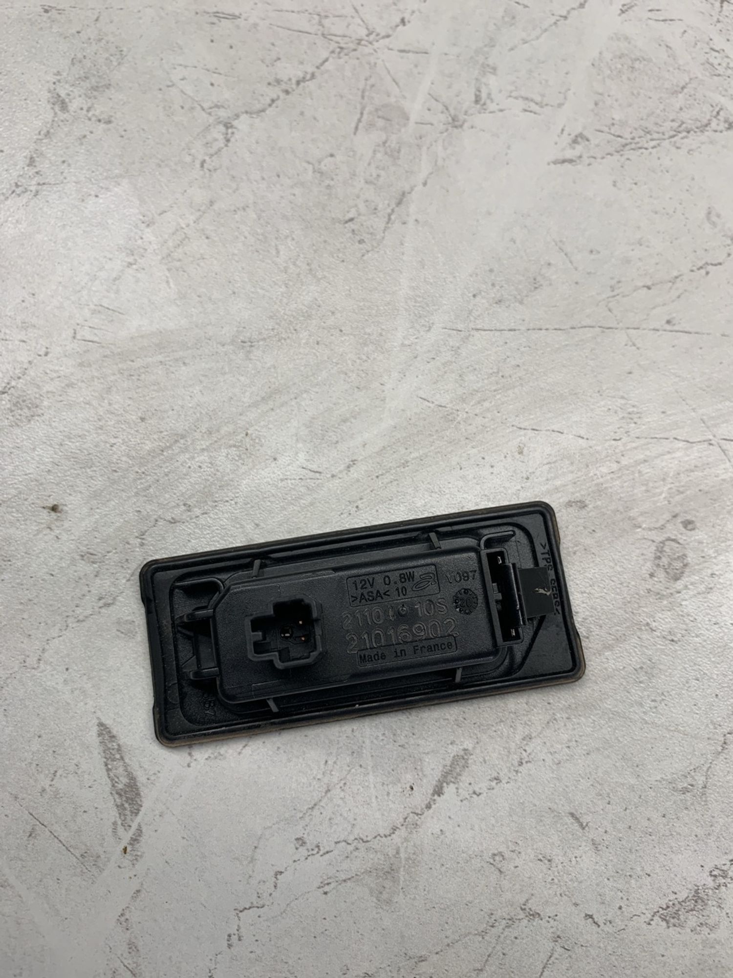 https://ycs.partsauto.market/partsauto-images/thmbs/userImages/6ab8ea4394fc0aced0b69382a3e61955/part/2e61220b-4592-4cf4-b99e-07bdc86fb19e_1773407021778.jpg