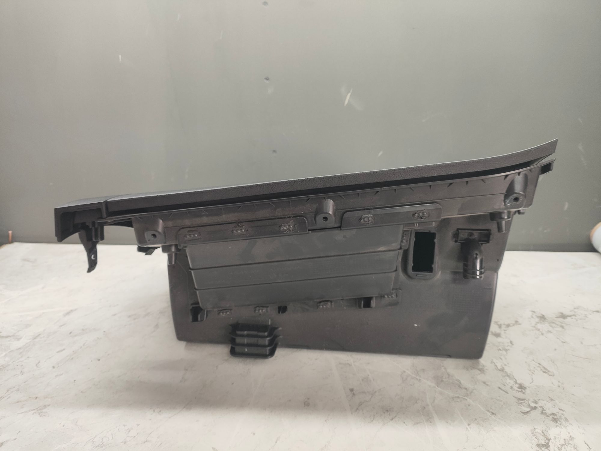 https://ycs.partsauto.market/partsauto-images/thmbs/userImages/6ab8ea4394fc0aced0b69382a3e61955/part/2f12e323-0480-4ddc-ade5-fa8f8eeb6623_1775294343990.jpg