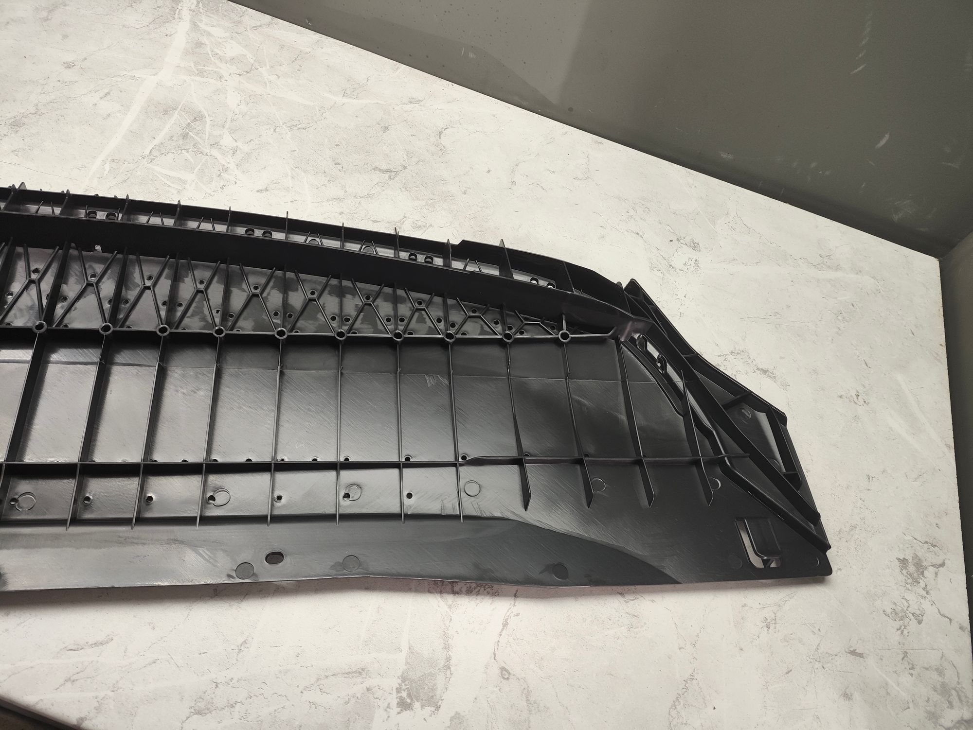 https://ycs.partsauto.market/partsauto-images/thmbs/userImages/6ab8ea4394fc0aced0b69382a3e61955/part/303f6383-a583-4671-83ab-09c3d64373d9_1775301796006.jpg