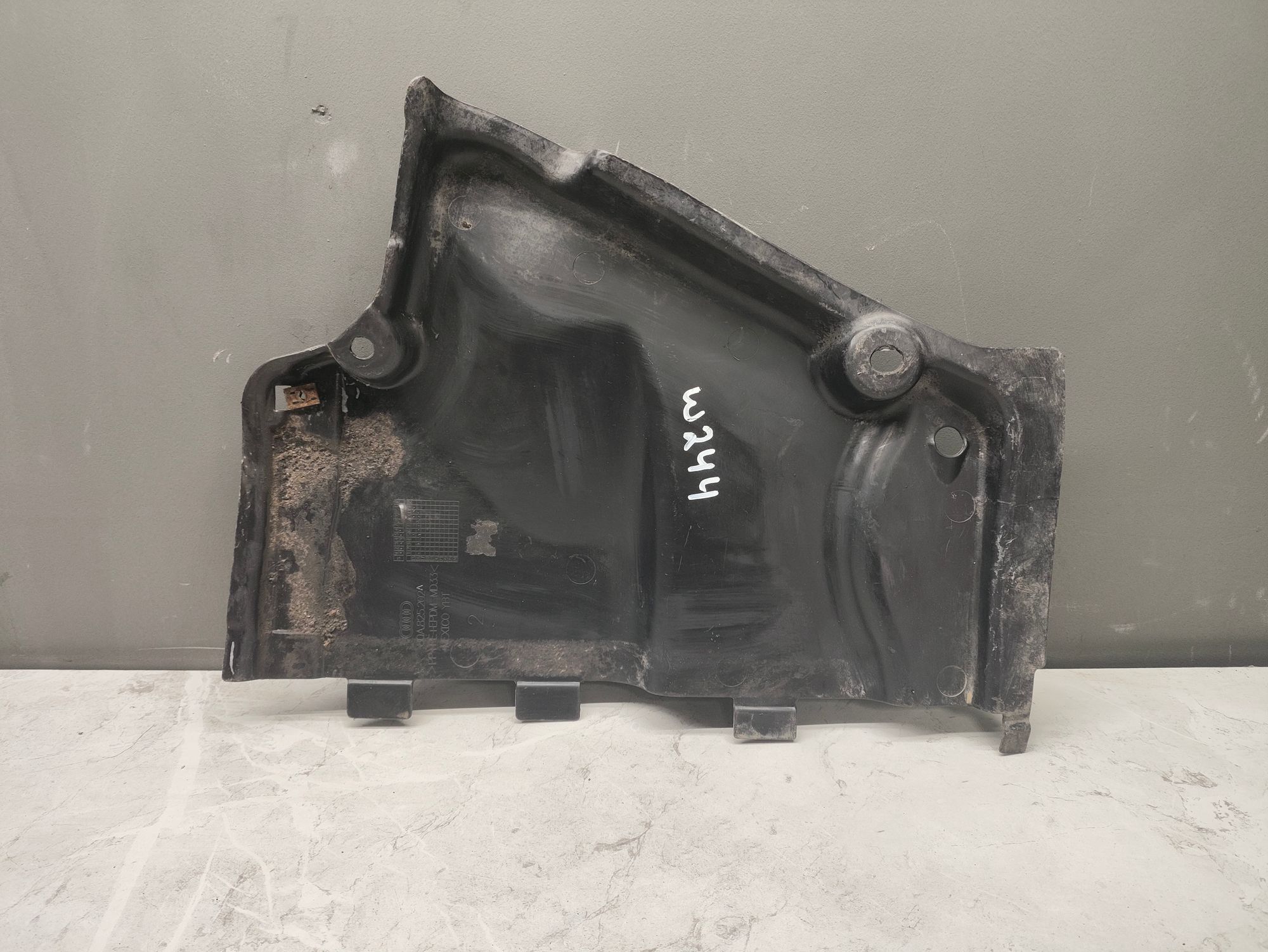 https://ycs.partsauto.market/partsauto-images/thmbs/userImages/6ab8ea4394fc0aced0b69382a3e61955/part/317b287a-039a-4af3-8cdf-35d5da37215a_1776504012192.jpg