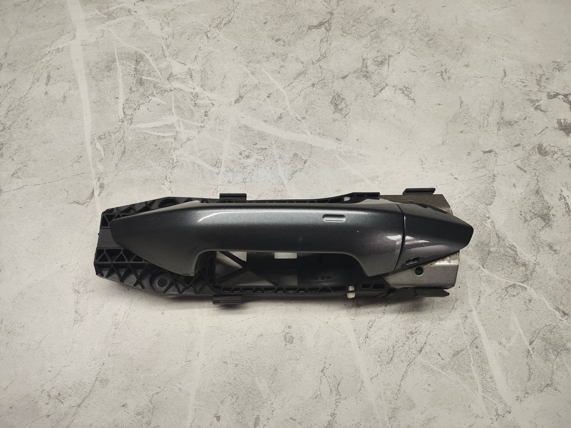 https://ycs.partsauto.market/partsauto-images/thmbs/userImages/6ab8ea4394fc0aced0b69382a3e61955/part/31d9eb5a-3854-4a3b-9c11-eb21a96b821a_1776171092324.jpg
