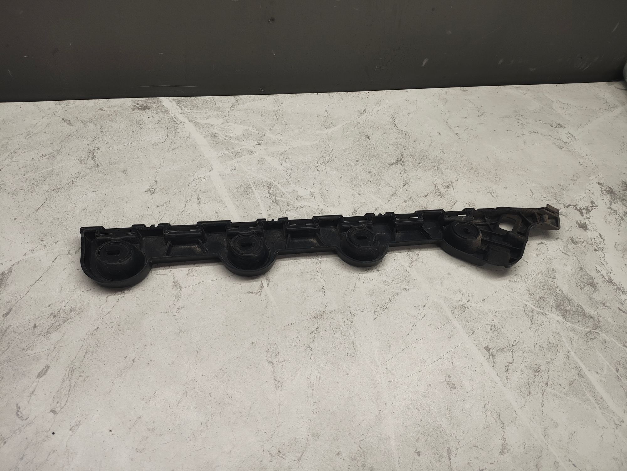 https://ycs.partsauto.market/partsauto-images/thmbs/userImages/6ab8ea4394fc0aced0b69382a3e61955/part/31e7f8e9-f22e-432e-a8e8-b07b8a5af80a_1776333940610.jpg