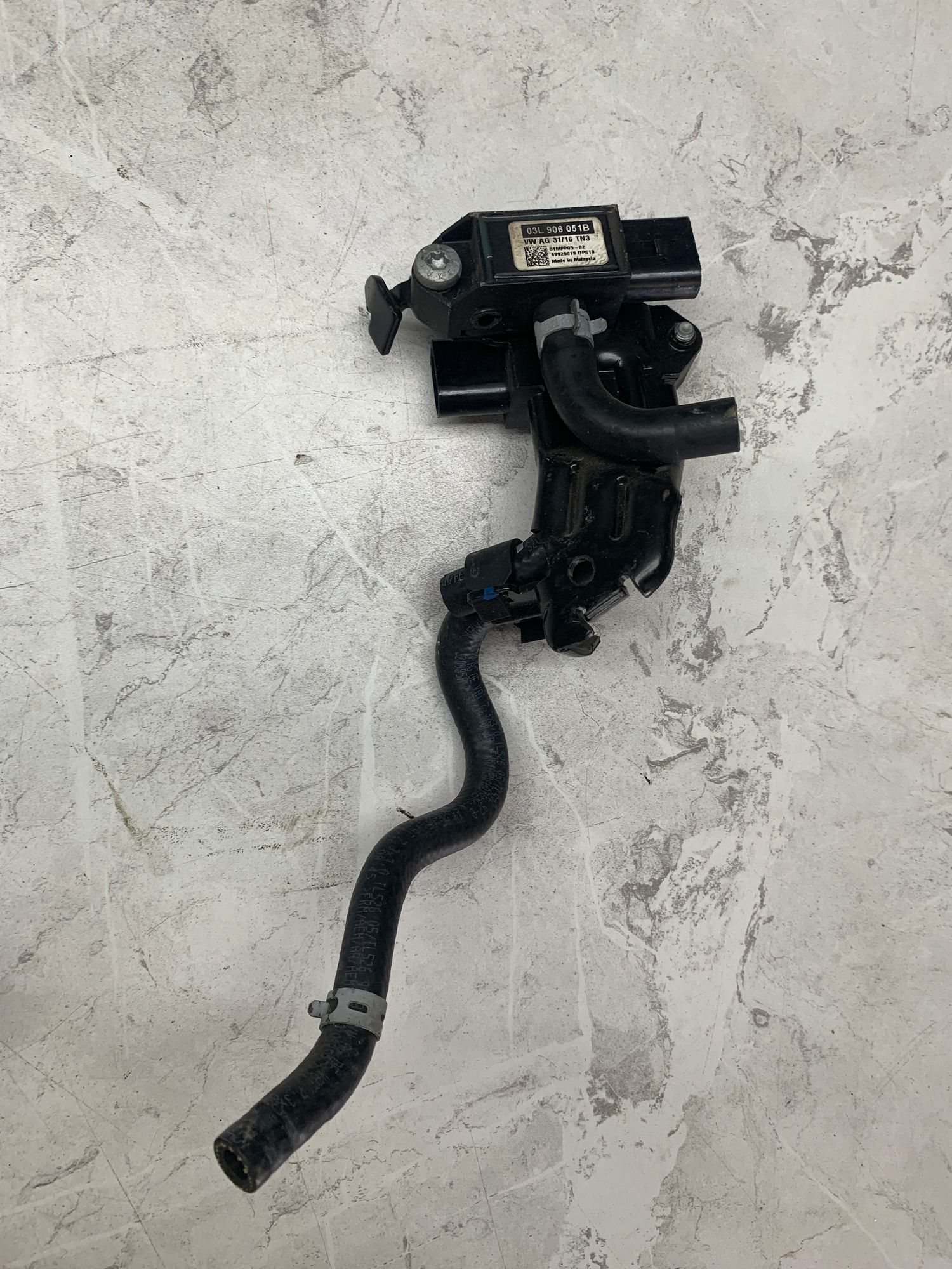 https://ycs.partsauto.market/partsauto-images/thmbs/userImages/6ab8ea4394fc0aced0b69382a3e61955/part/31e9294d-bc22-4811-bee5-6114f99c0937_1782132861590.jpg