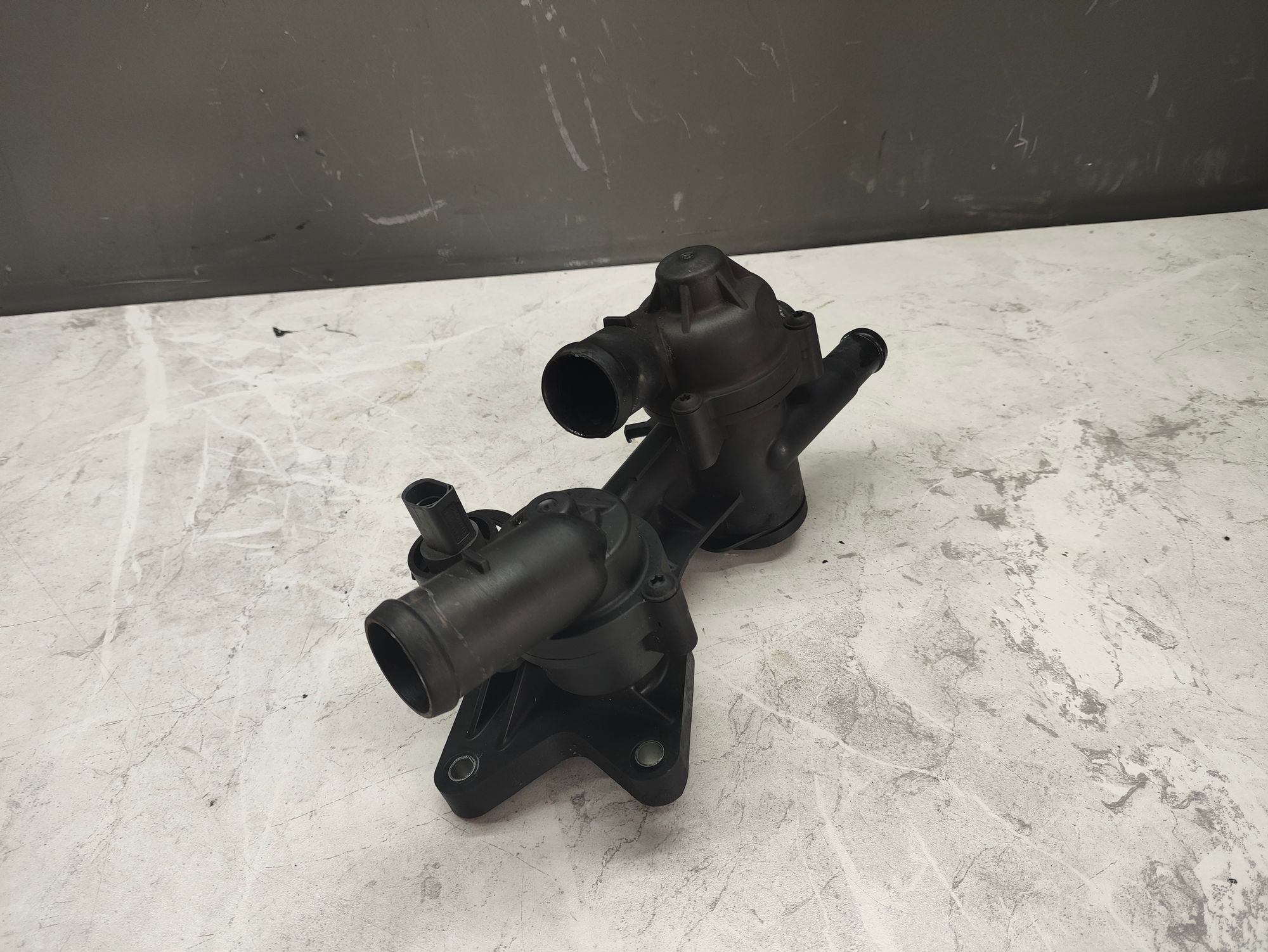 https://ycs.partsauto.market/partsauto-images/thmbs/userImages/6ab8ea4394fc0aced0b69382a3e61955/part/322f3e91-784d-4076-b47e-c41ea628602f_1778919591551.jpg