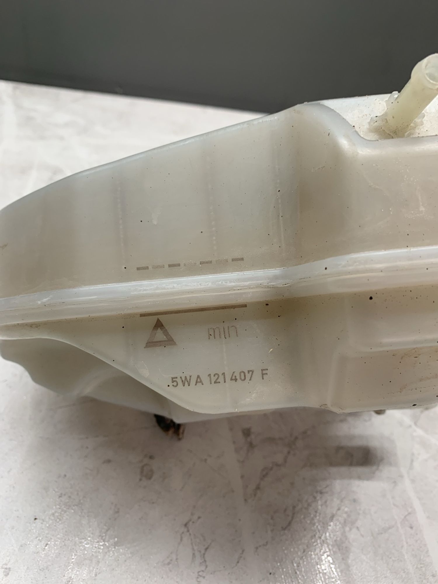 https://ycs.partsauto.market/partsauto-images/thmbs/userImages/6ab8ea4394fc0aced0b69382a3e61955/part/32c8623e-eac7-49e2-a480-47a1489ecbf8_1773921660075.jpg