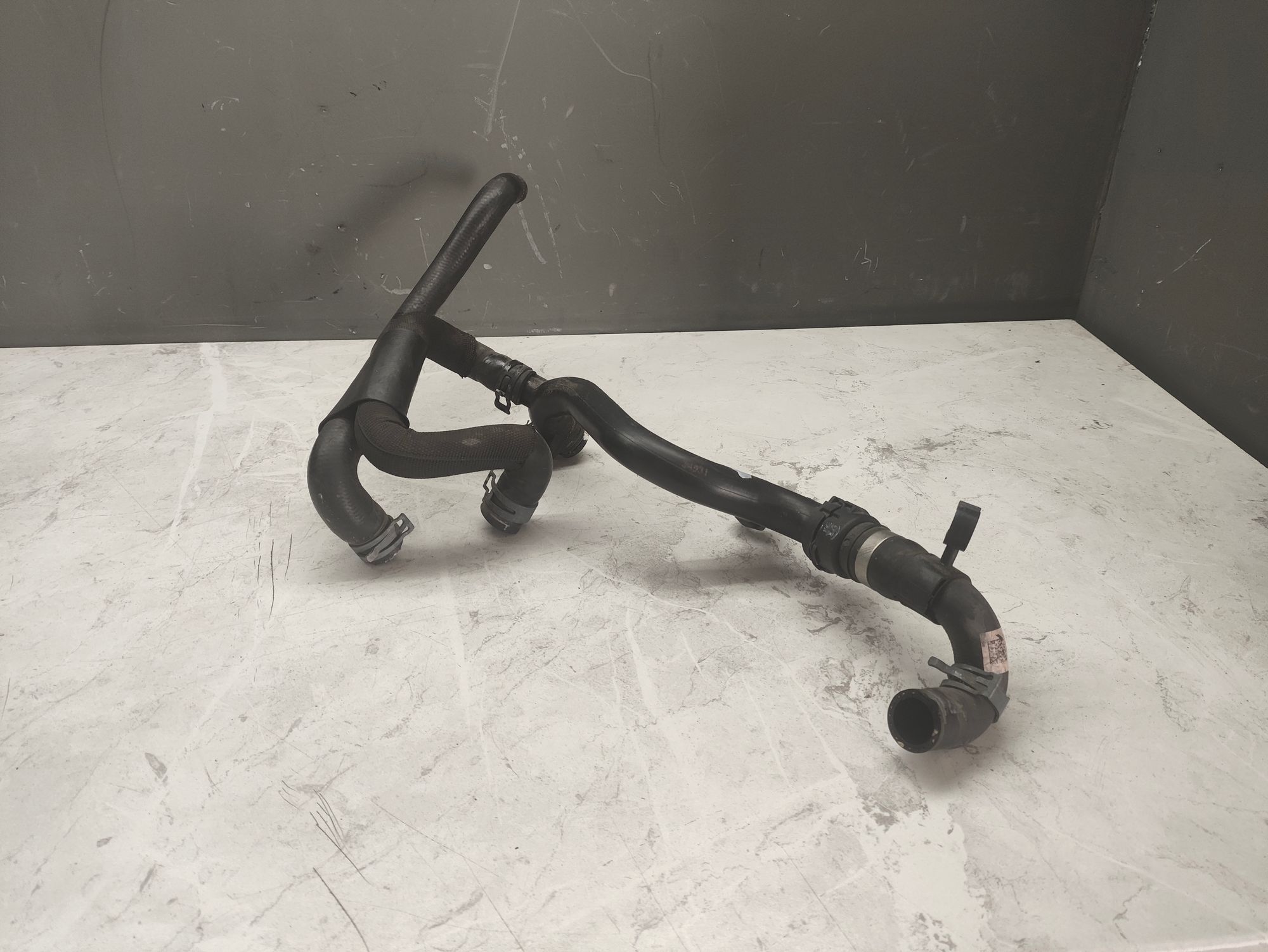 https://ycs.partsauto.market/partsauto-images/thmbs/userImages/6ab8ea4394fc0aced0b69382a3e61955/part/32f2a4dc-0834-469d-8cae-e1c364d9d73f_1785404827259.jpg