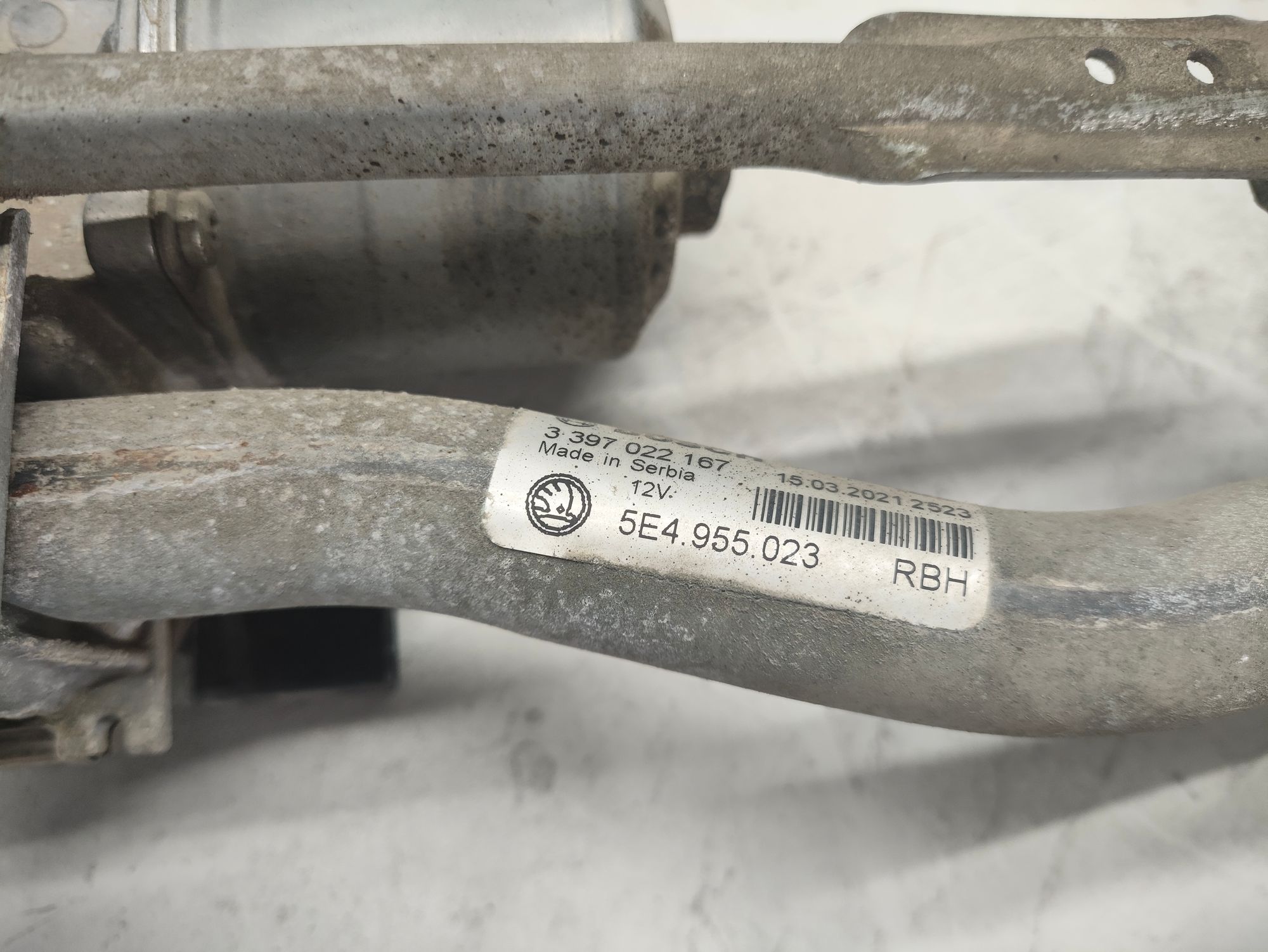 https://ycs.partsauto.market/partsauto-images/thmbs/userImages/6ab8ea4394fc0aced0b69382a3e61955/part/342c4322-44f0-4b24-b413-11f62bb3d731_1778490893001.jpg