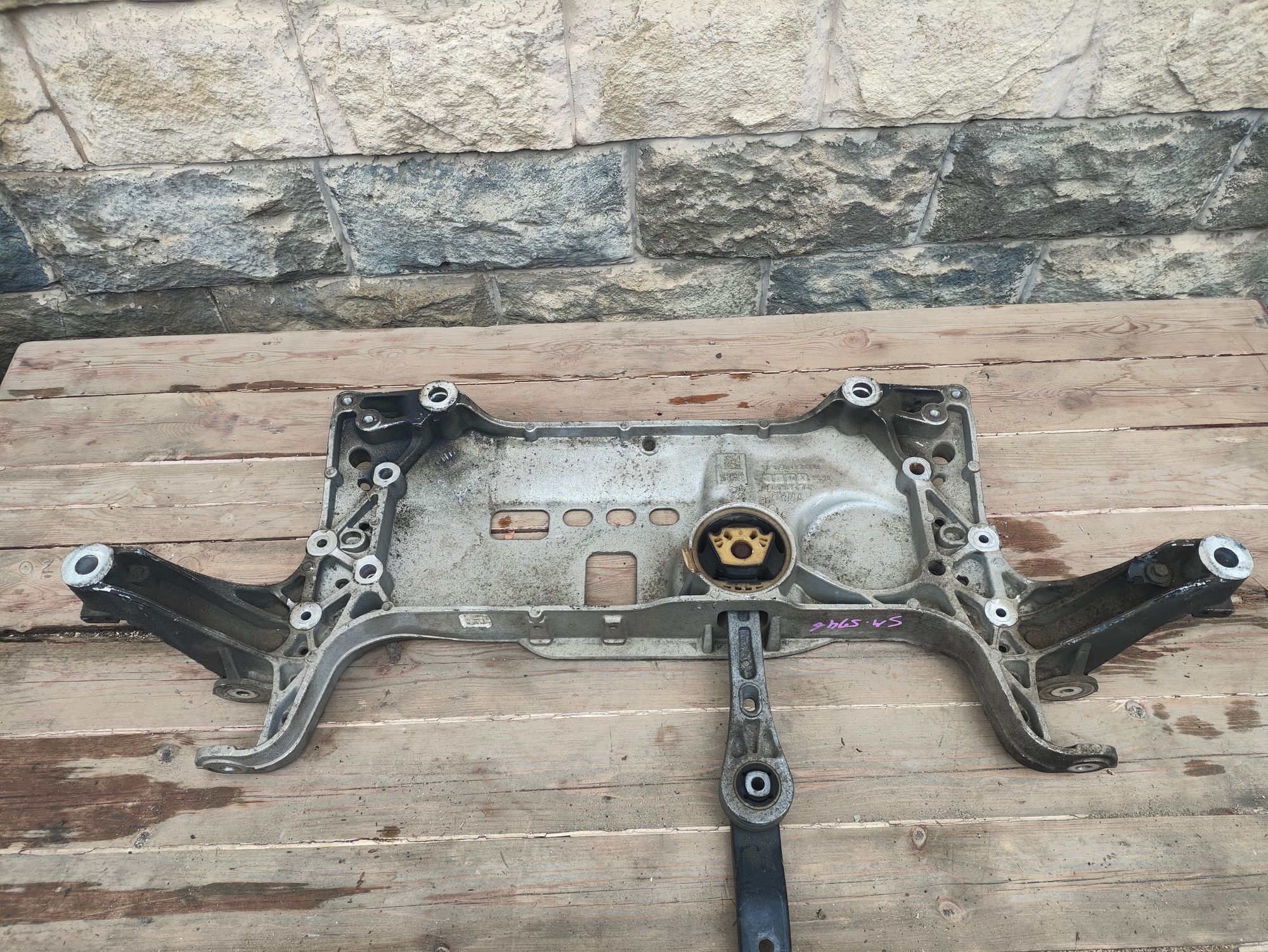 https://ycs.partsauto.market/partsauto-images/thmbs/userImages/6ab8ea4394fc0aced0b69382a3e61955/part/34deeacf-36e3-4858-baf2-20d634fa9ca8_1777987269647.jpg