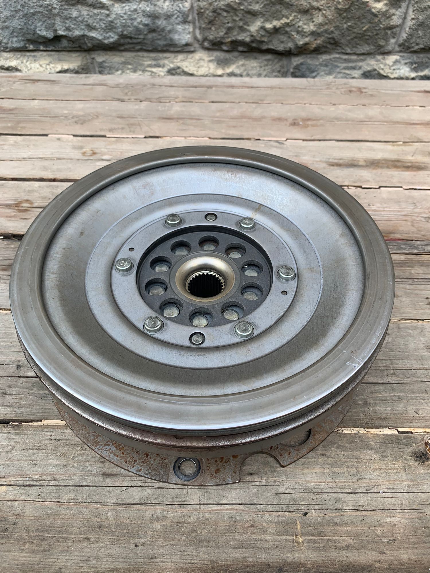 https://ycs.partsauto.market/partsauto-images/thmbs/userImages/6ab8ea4394fc0aced0b69382a3e61955/part/357bc585-cb05-4718-8212-43f84f65027b_1785927490159.jpg