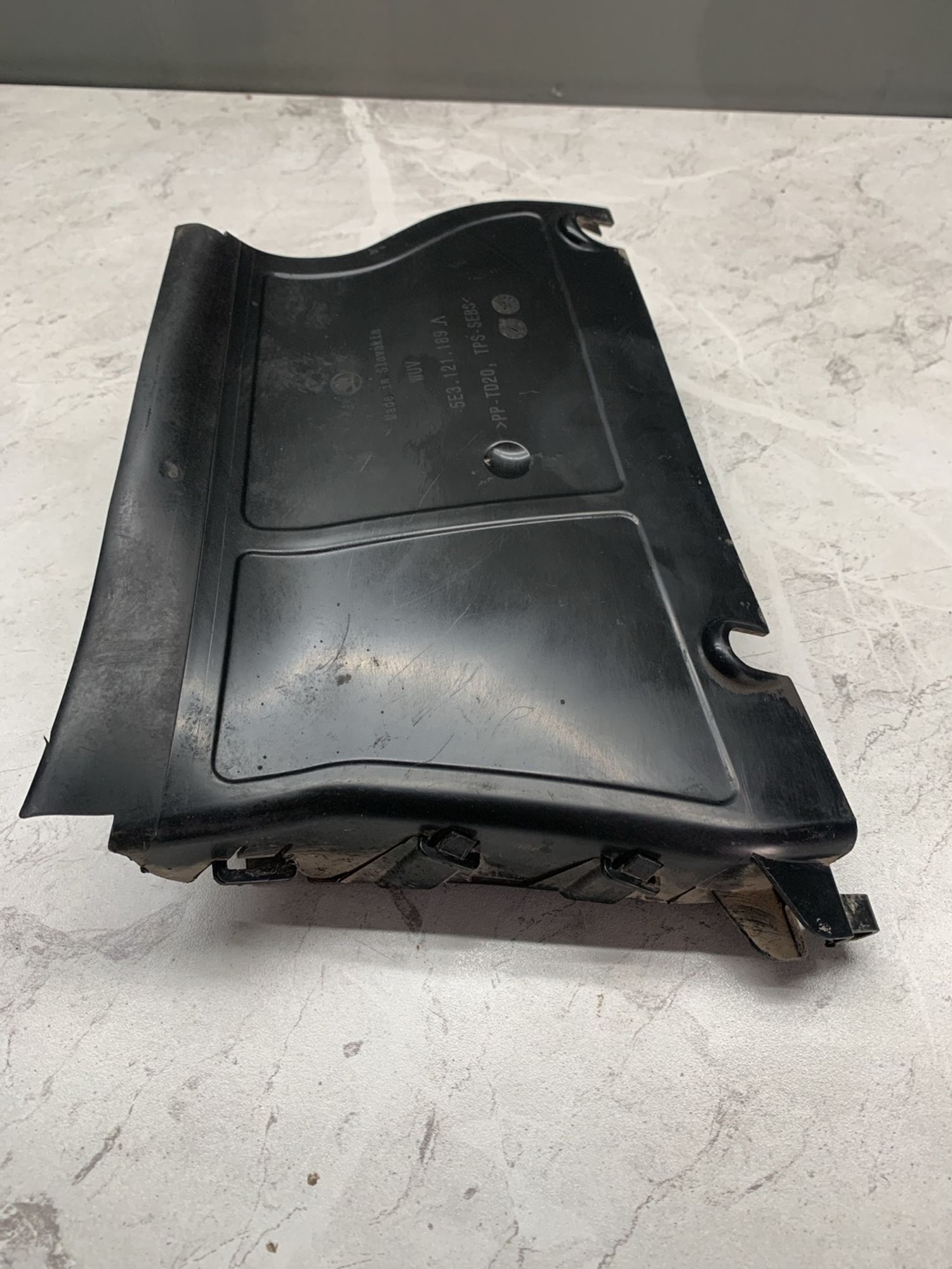 https://ycs.partsauto.market/partsauto-images/thmbs/userImages/6ab8ea4394fc0aced0b69382a3e61955/part/35a900ff-94c0-4943-b6dc-b1f62f837569_1773749817776.jpg