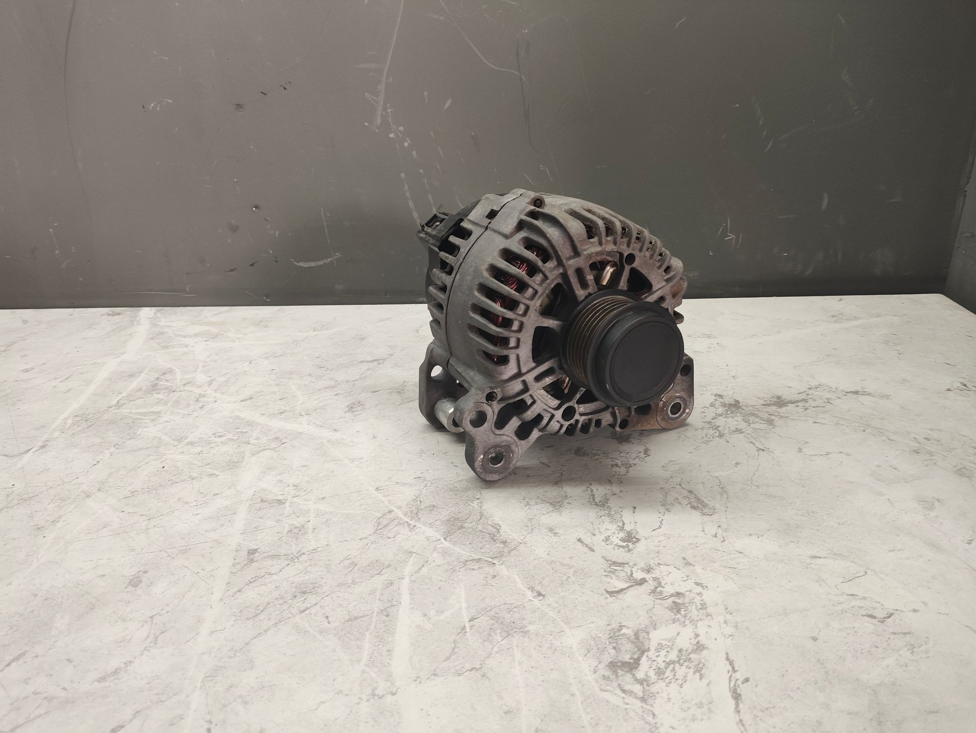 https://ycs.partsauto.market/partsauto-images/thmbs/userImages/6ab8ea4394fc0aced0b69382a3e61955/part/37ceda43-4ddf-40bd-8d5c-815cdcb05427_1779536535905.jpg