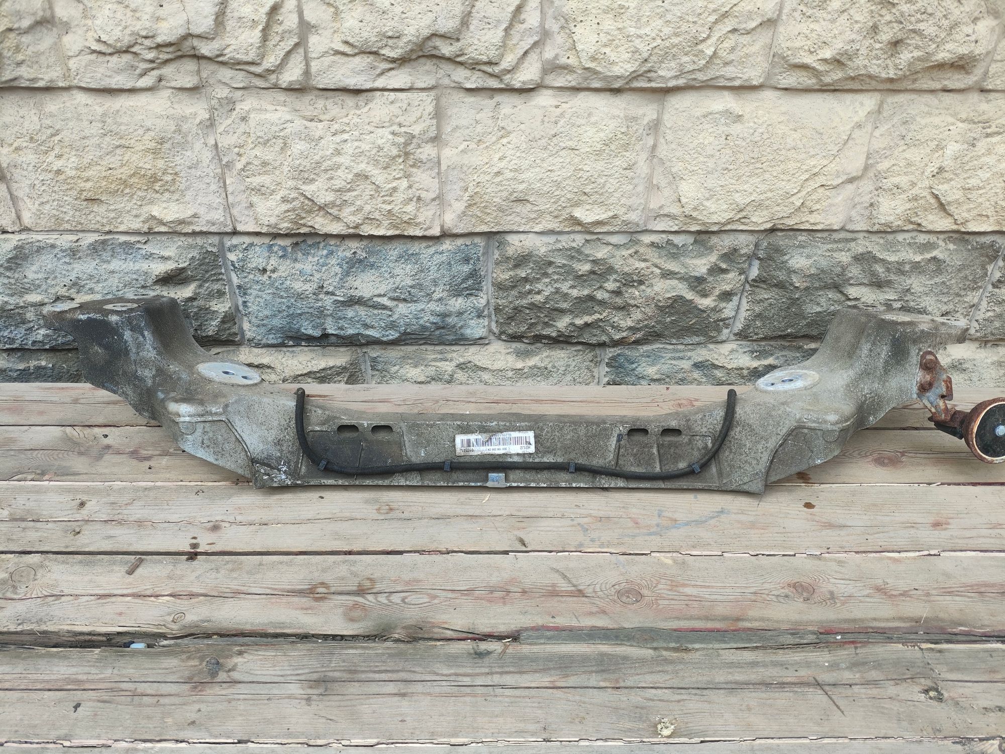 https://ycs.partsauto.market/partsauto-images/thmbs/userImages/6ab8ea4394fc0aced0b69382a3e61955/part/3b69b293-d277-4e4f-801d-8e0c3c7c74ab_1781084459269.jpg