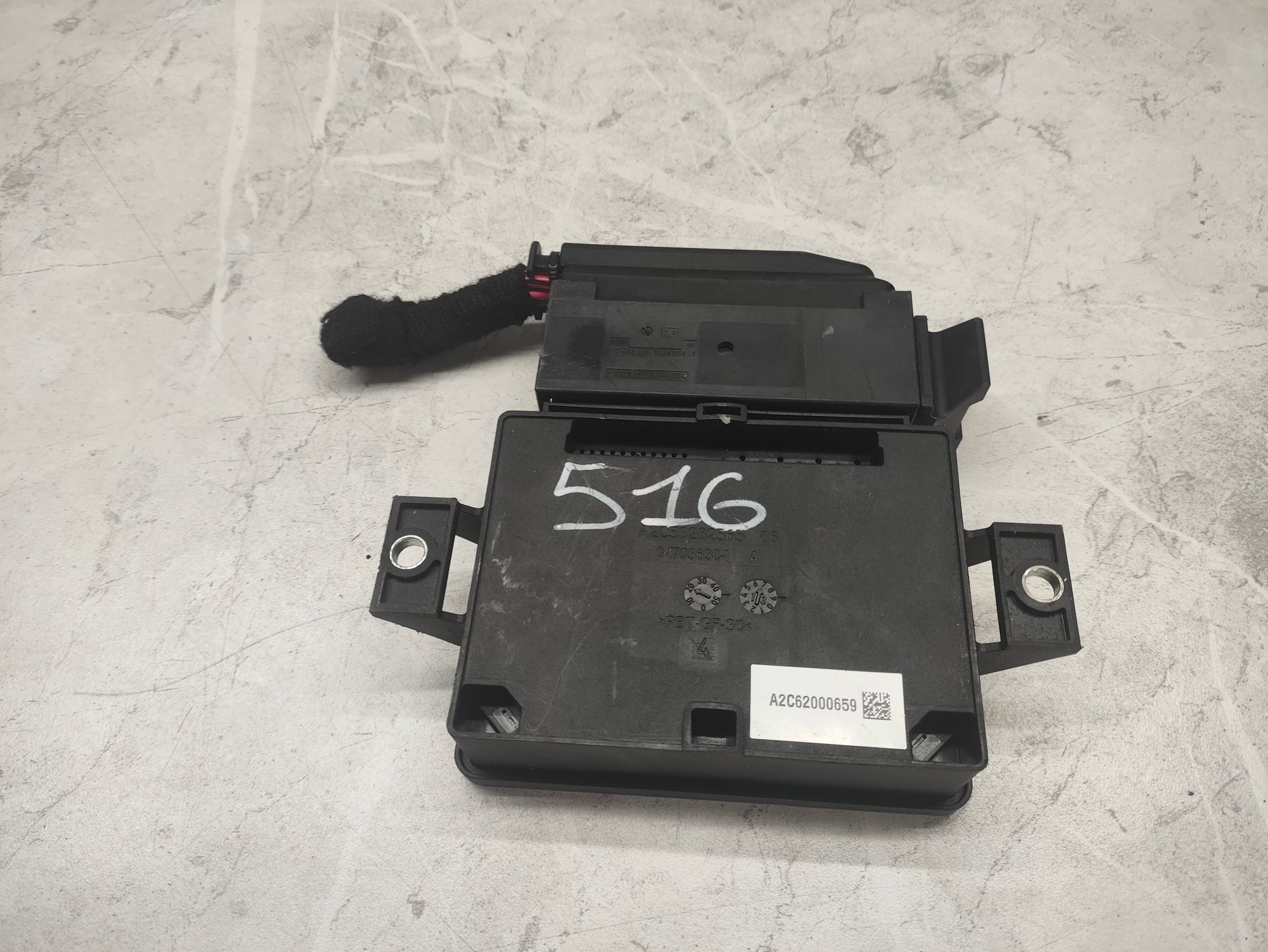 https://ycs.partsauto.market/partsauto-images/thmbs/userImages/6ab8ea4394fc0aced0b69382a3e61955/part/3dfb88c9-d095-412b-8ab3-47f94a49618b_1783937306686.jpg