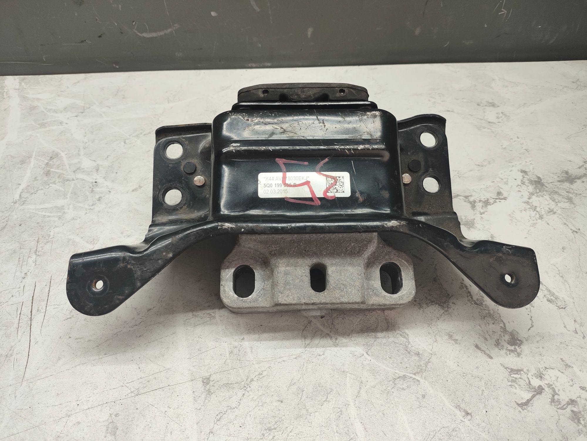 https://ycs.partsauto.market/partsauto-images/thmbs/userImages/6ab8ea4394fc0aced0b69382a3e61955/part/3e07ef41-5b7f-4b7a-a5cc-05ba304550c9_1787302045959.jpg