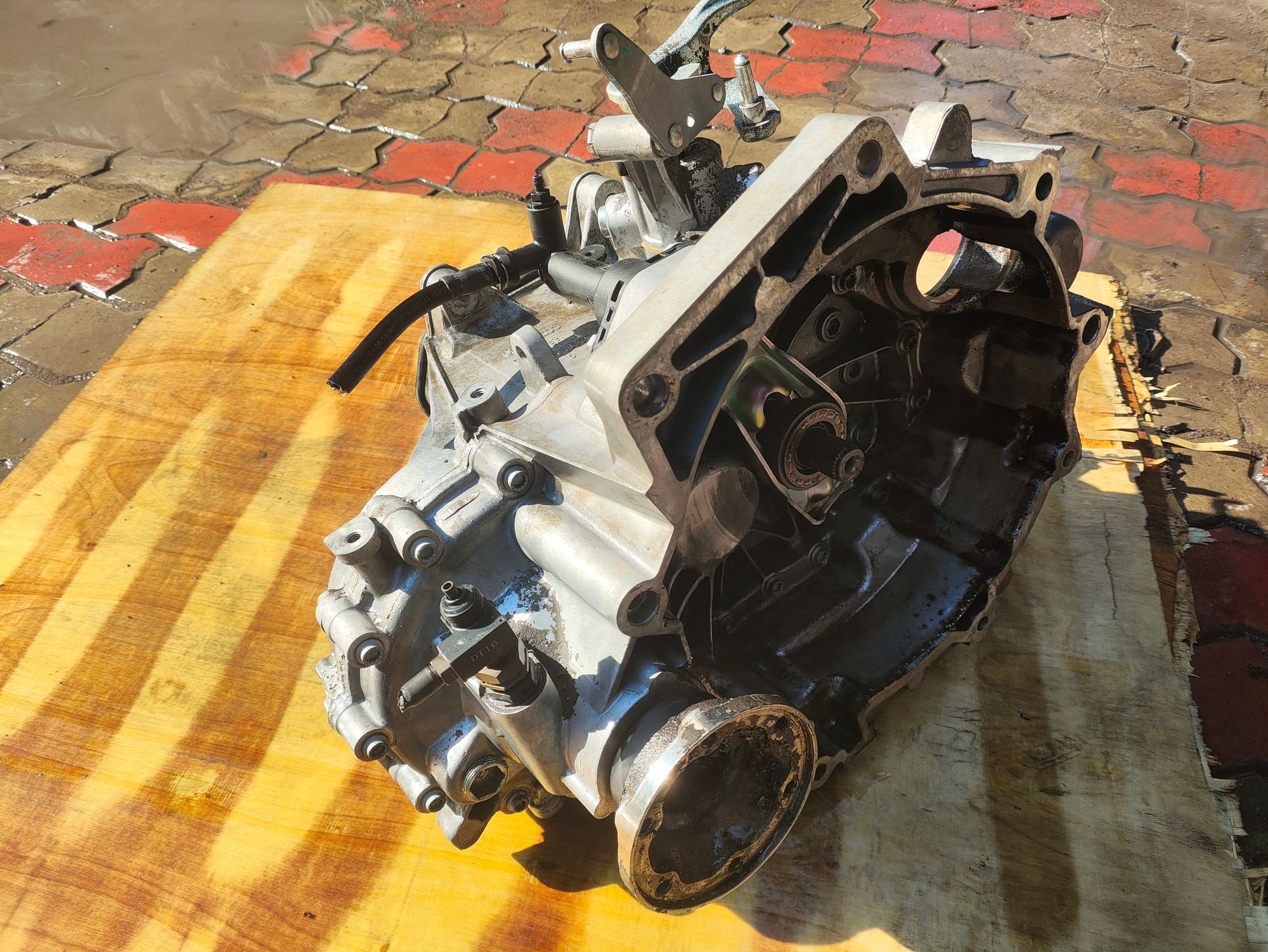 https://ycs.partsauto.market/partsauto-images/thmbs/userImages/6ab8ea4394fc0aced0b69382a3e61955/part/3f01fdd0-151d-40a9-bfda-603dc6d5f748_1778248272039.jpg