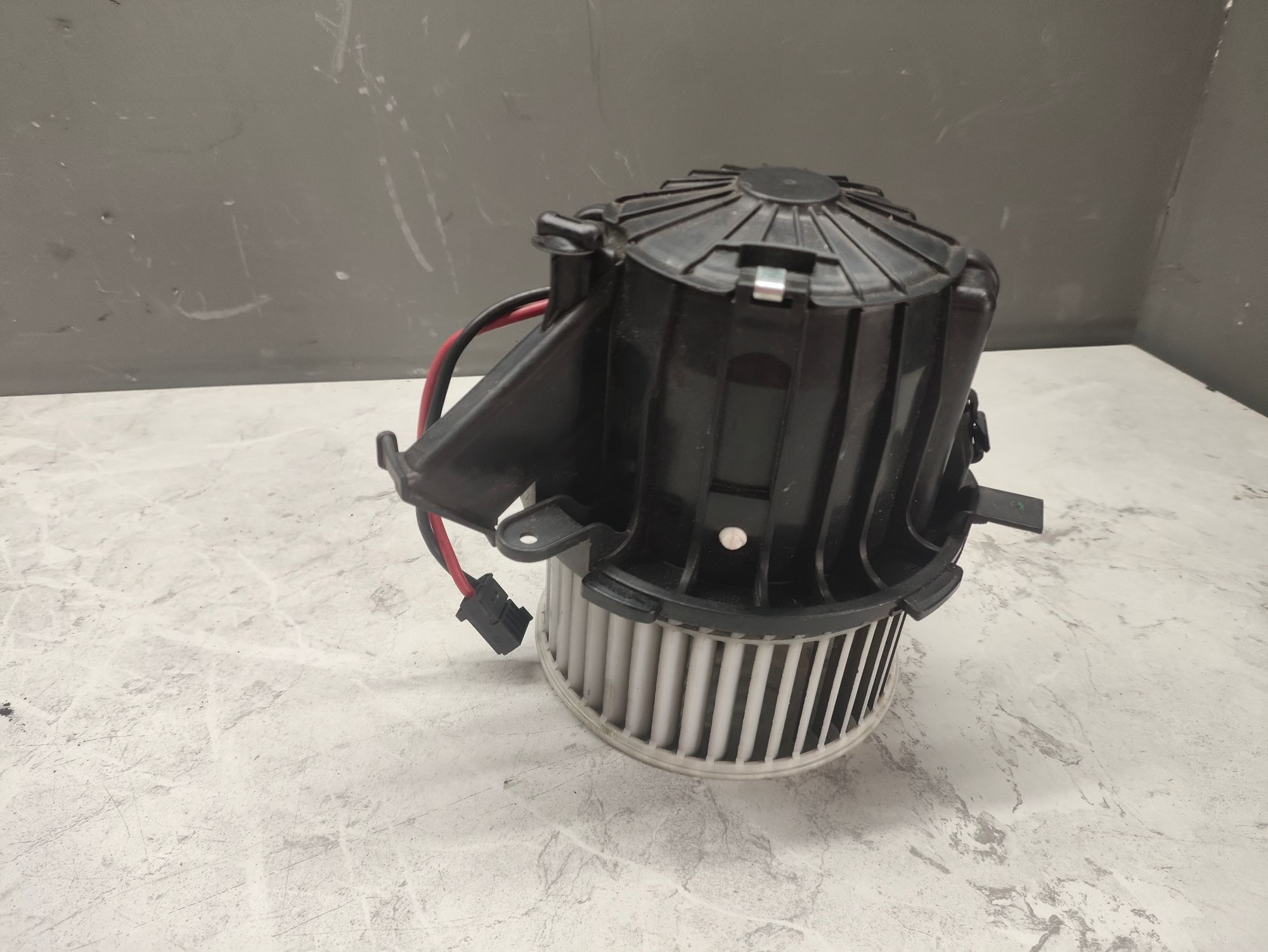 https://ycs.partsauto.market/partsauto-images/thmbs/userImages/6ab8ea4394fc0aced0b69382a3e61955/part/4067bd21-408e-4a17-b794-3ba89dd27fca_1784111717466.jpg