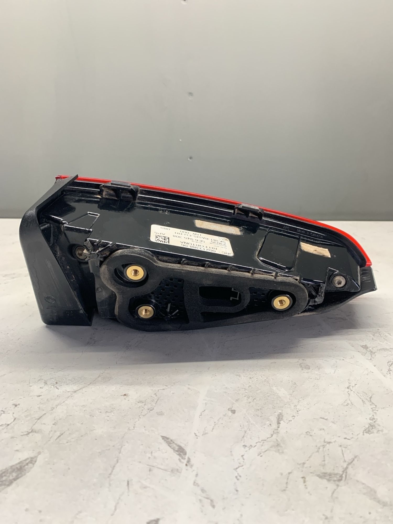 https://ycs.partsauto.market/partsauto-images/thmbs/userImages/6ab8ea4394fc0aced0b69382a3e61955/part/40b3c147-085f-4bc9-a95b-b917c65bef06_1773406470391.jpg
