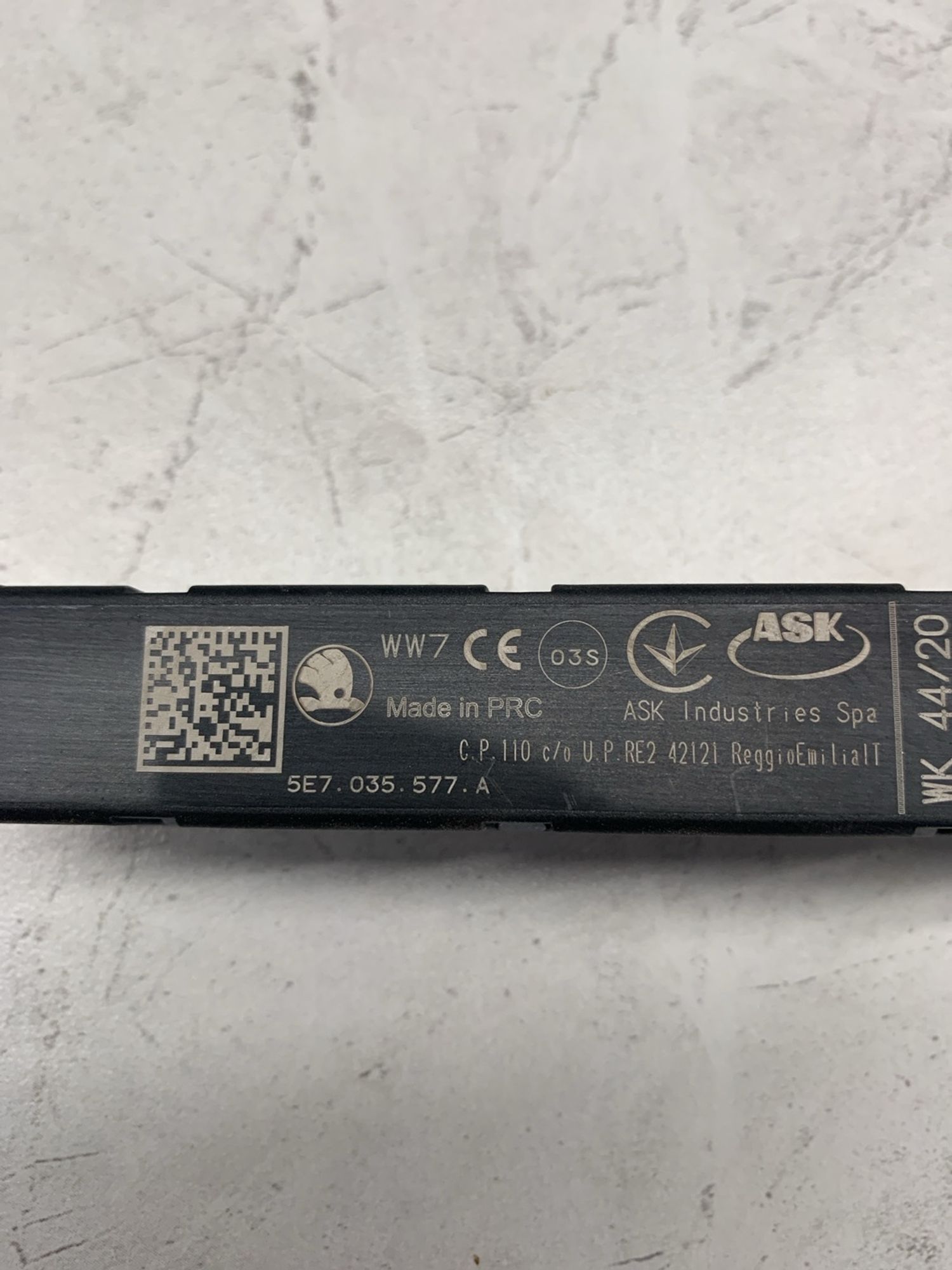 https://ycs.partsauto.market/partsauto-images/thmbs/userImages/6ab8ea4394fc0aced0b69382a3e61955/part/43392d94-ffb5-4ad2-b309-ae7a86a4b99e_1773406590861.jpg