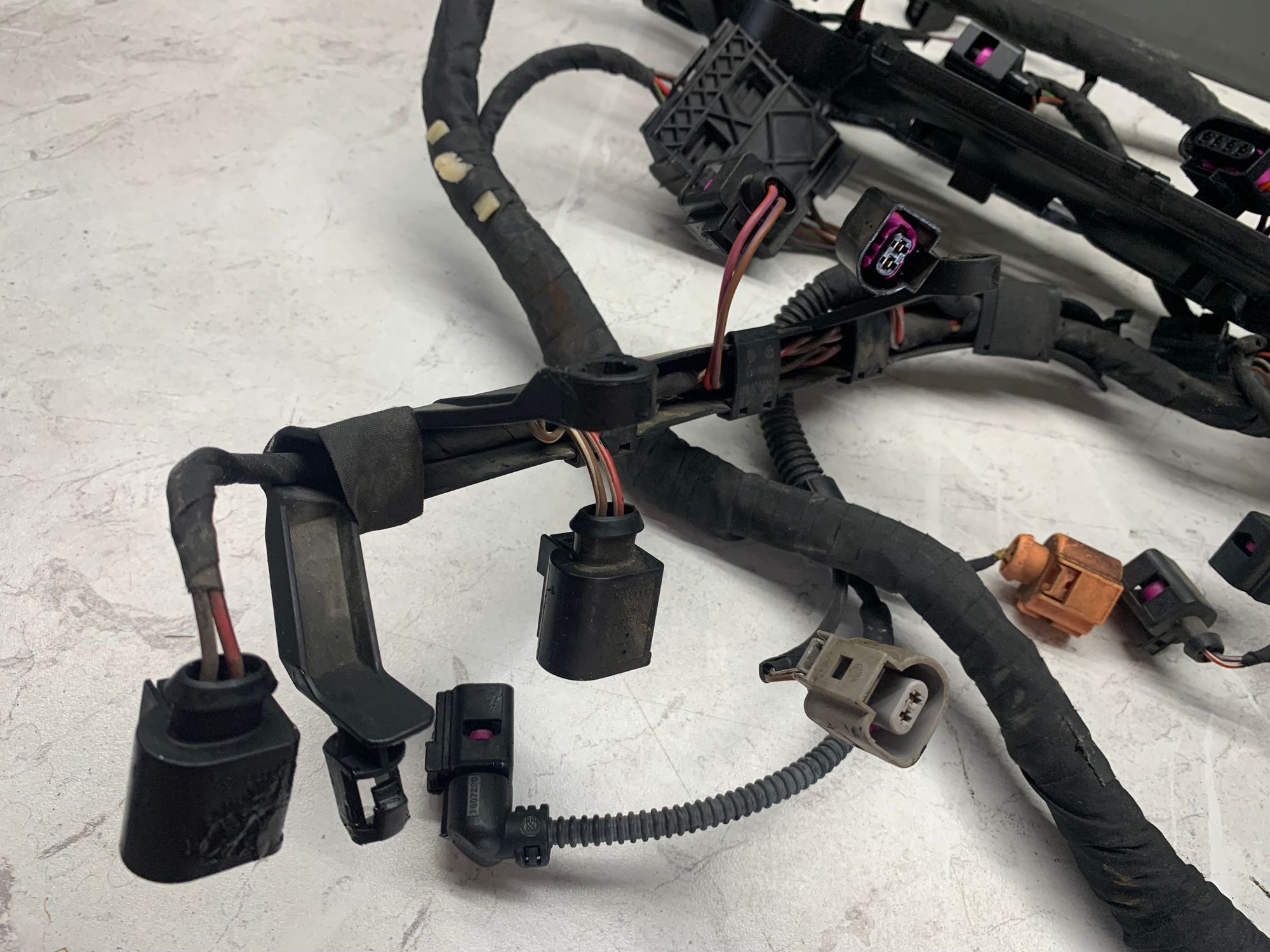 https://ycs.partsauto.market/partsauto-images/thmbs/userImages/6ab8ea4394fc0aced0b69382a3e61955/part/43ca2eb3-13ec-48c6-81e7-805b0d7a618d_1782132214166.jpg