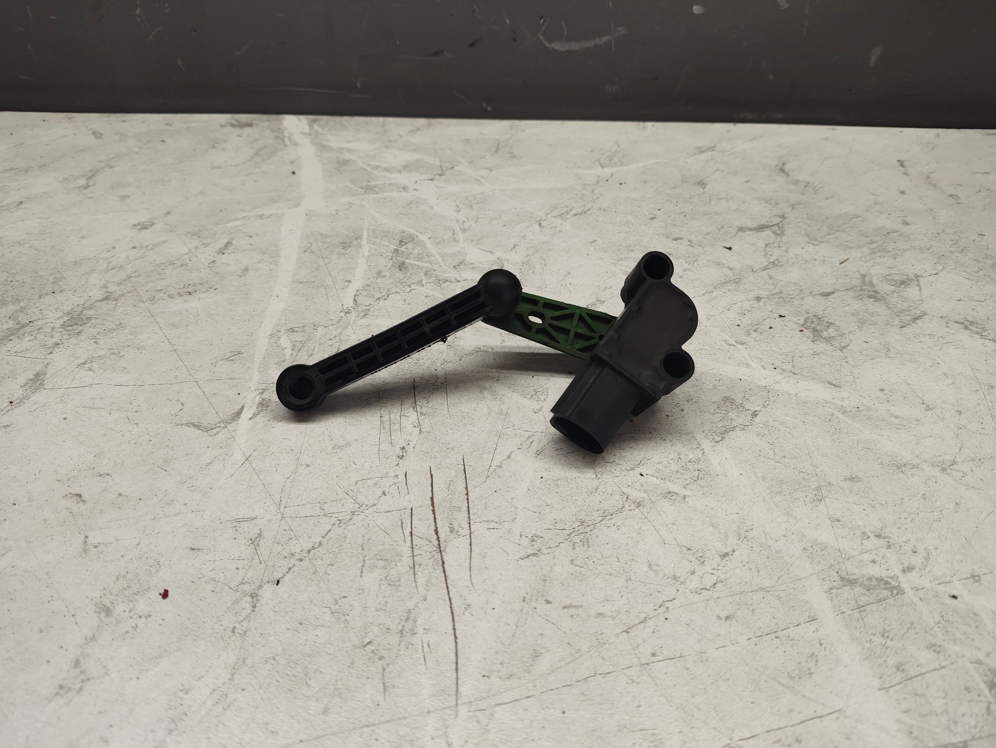 https://ycs.partsauto.market/partsauto-images/thmbs/userImages/6ab8ea4394fc0aced0b69382a3e61955/part/441be3fc-f983-4c55-b367-d36a66f84222_1787304979983.jpg