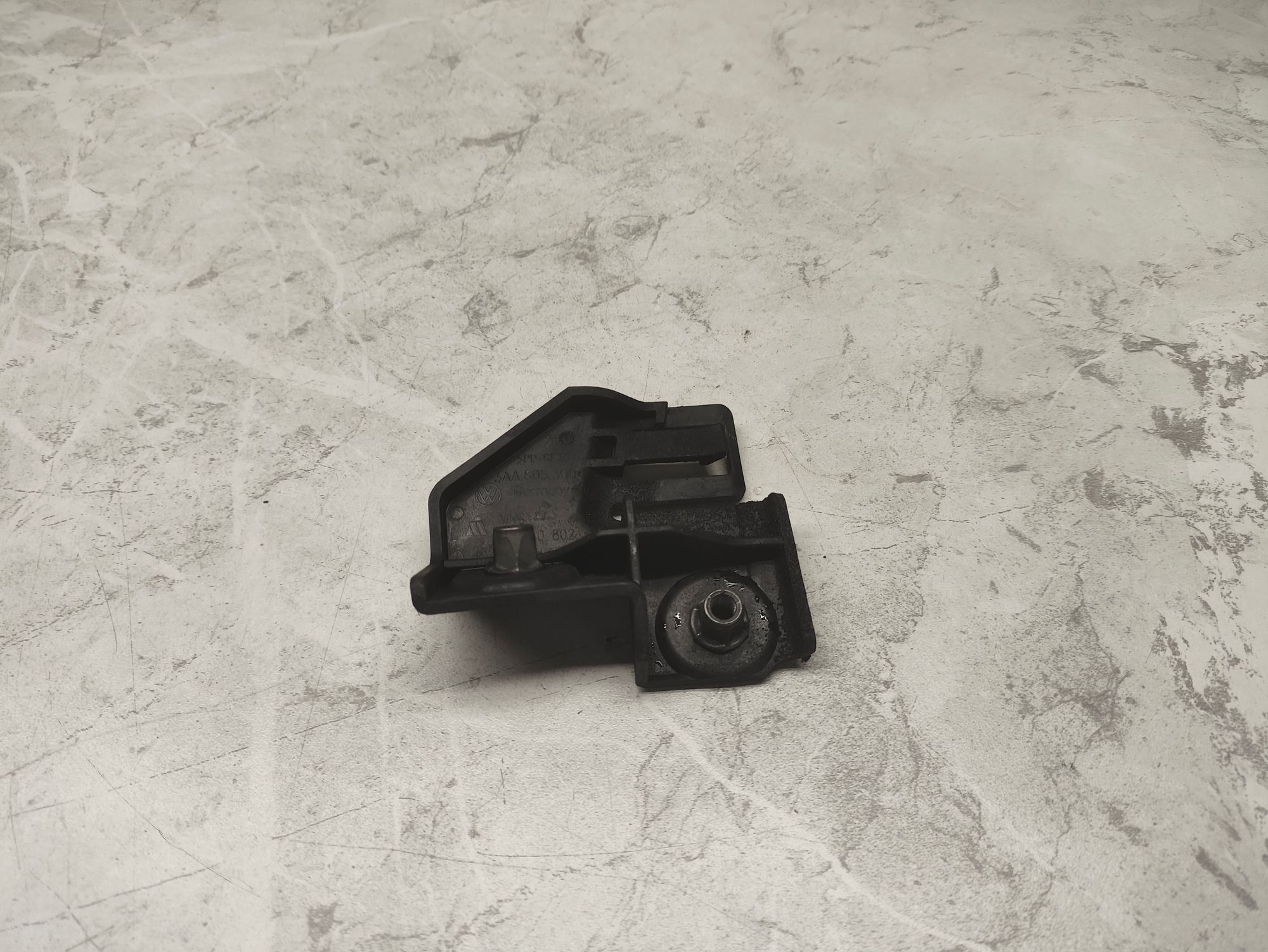 https://ycs.partsauto.market/partsauto-images/thmbs/userImages/6ab8ea4394fc0aced0b69382a3e61955/part/44b119f7-c1e7-45e5-8044-3d34894e8aa3_1781011000626.jpg