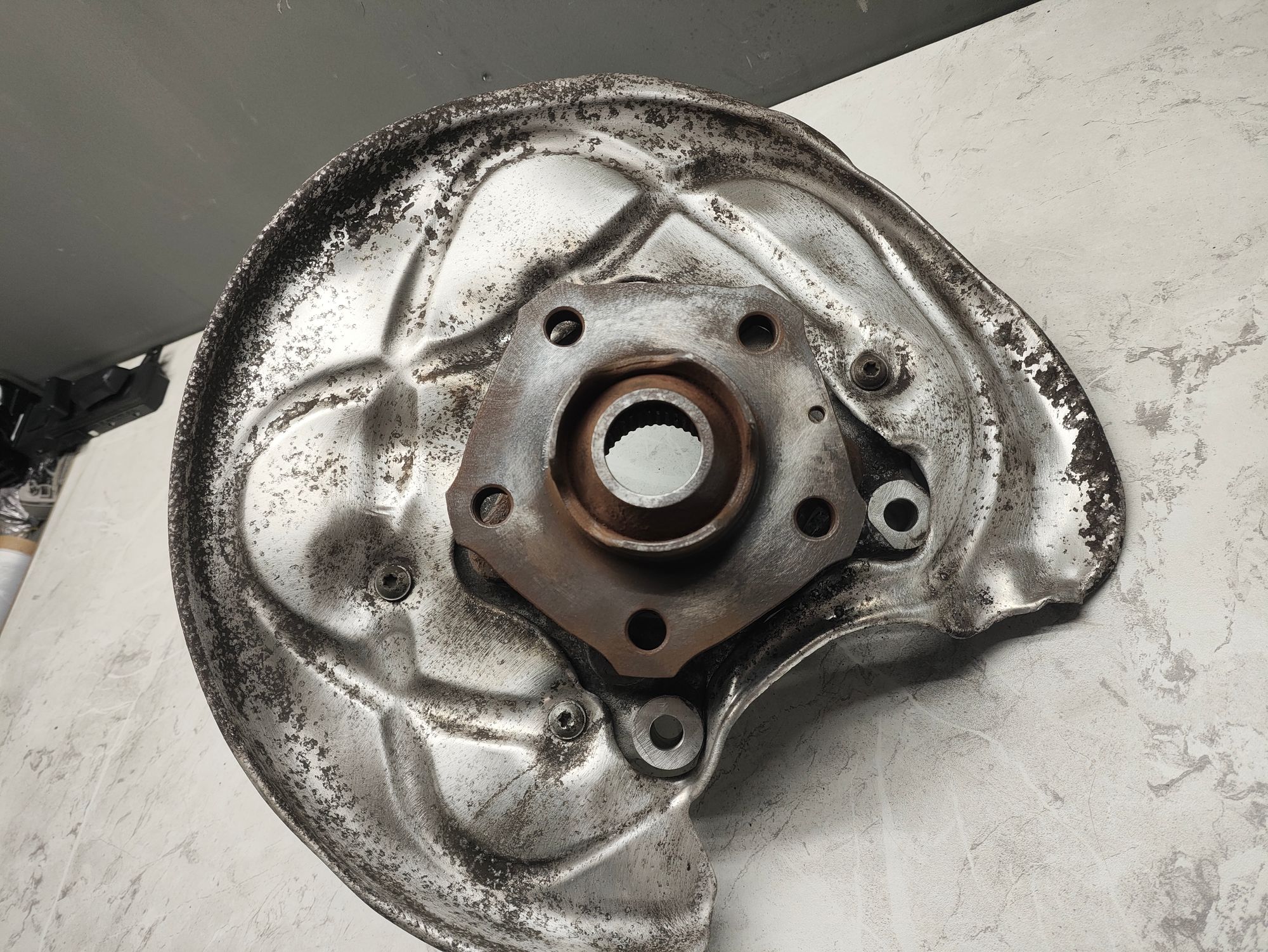 https://ycs.partsauto.market/partsauto-images/thmbs/userImages/6ab8ea4394fc0aced0b69382a3e61955/part/44d5b4c2-dc74-43f7-a87a-be613e26b0f7_1776503809836.jpg