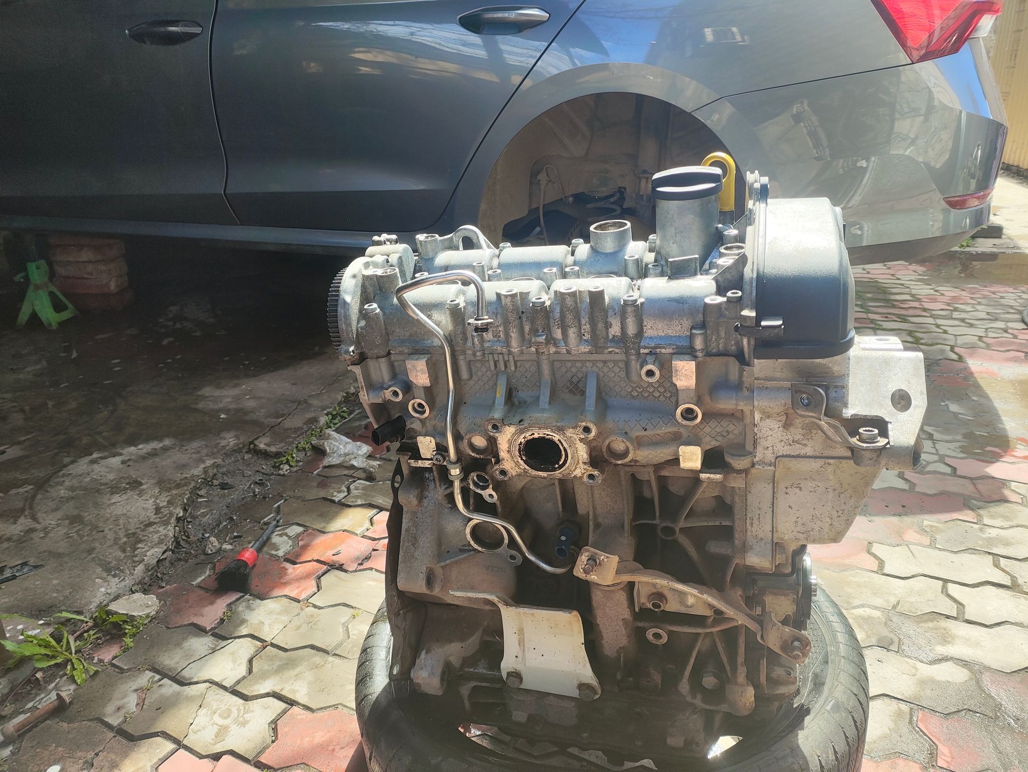 https://ycs.partsauto.market/partsauto-images/thmbs/userImages/6ab8ea4394fc0aced0b69382a3e61955/part/45e61ee0-7bd4-419a-adcd-2f324755d24b_1775899619321.jpg