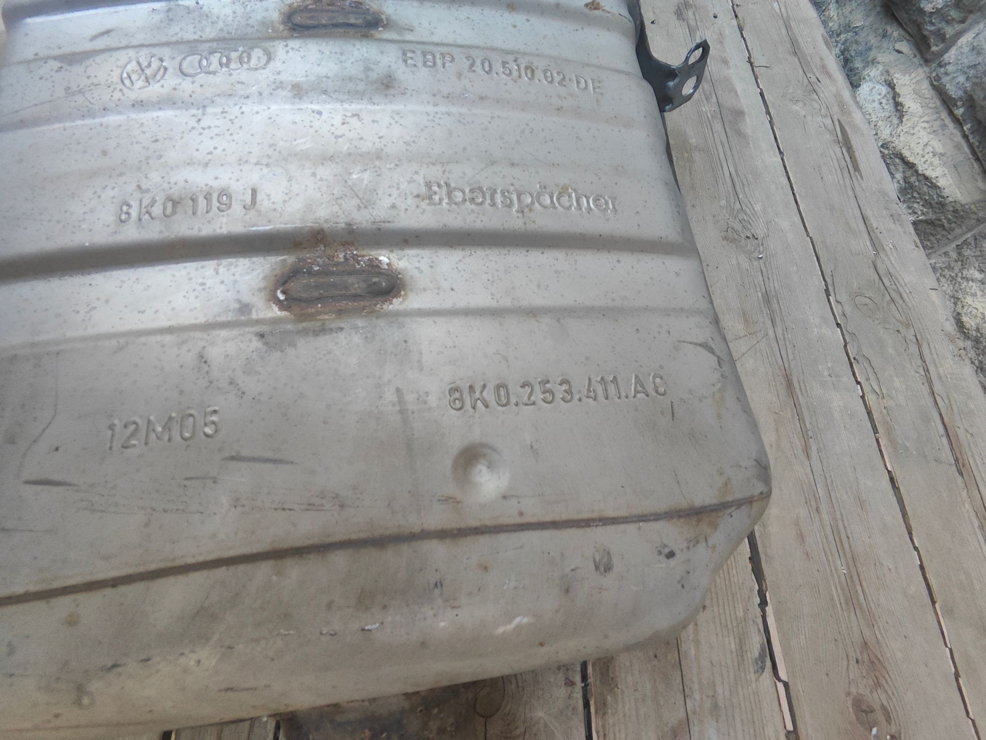 https://ycs.partsauto.market/partsauto-images/thmbs/userImages/6ab8ea4394fc0aced0b69382a3e61955/part/4961f088-6e7d-4389-a70a-08c74c28205d_1785407621158.jpg