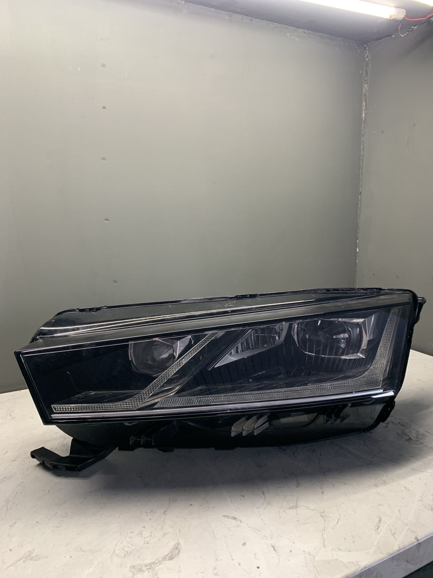 https://ycs.partsauto.market/partsauto-images/thmbs/userImages/6ab8ea4394fc0aced0b69382a3e61955/part/4d439ad8-5c83-4c69-a92b-5ed7bf6b97db_1773407851735.jpg