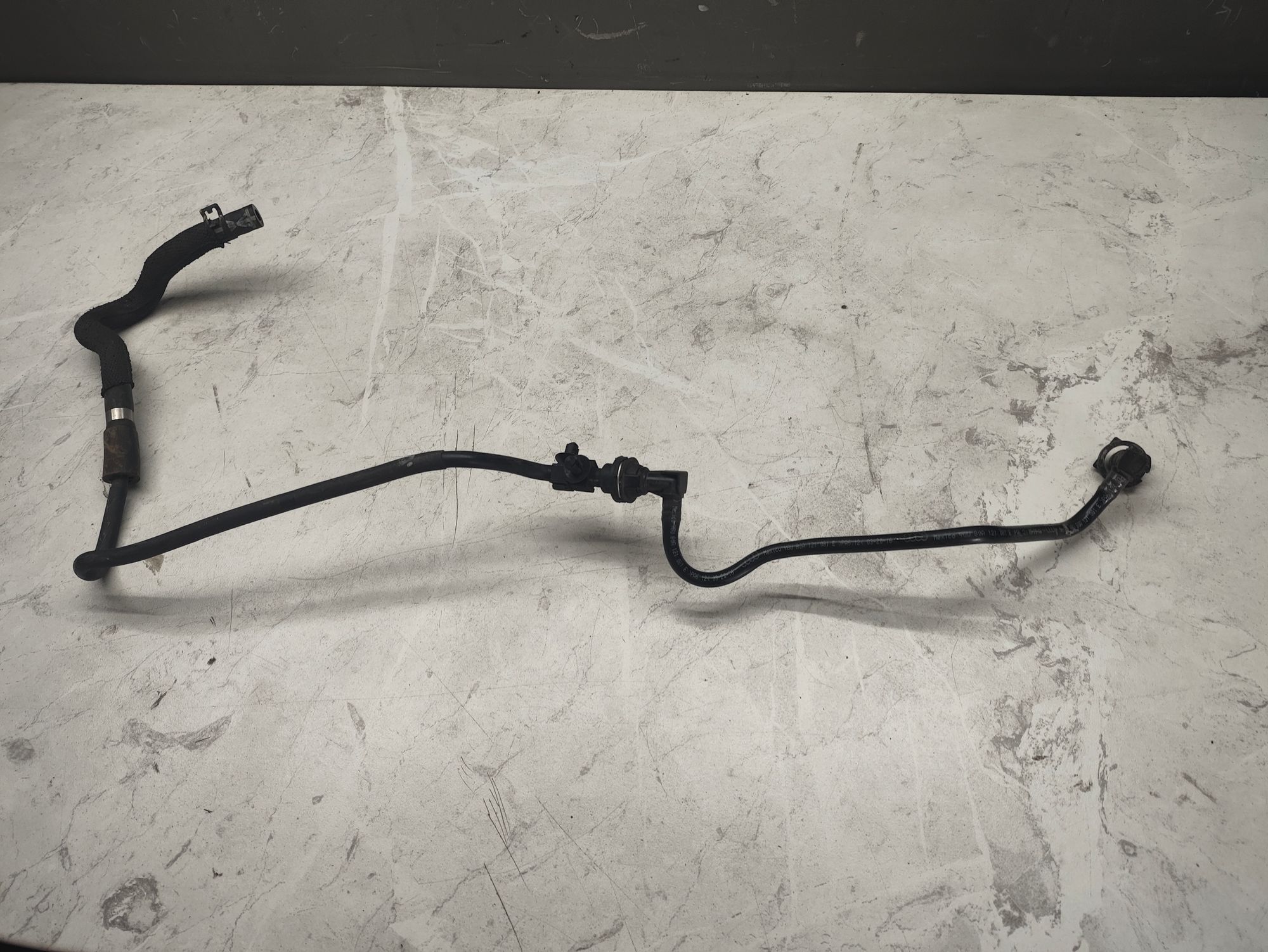 https://ycs.partsauto.market/partsauto-images/thmbs/userImages/6ab8ea4394fc0aced0b69382a3e61955/part/508190be-2aff-4931-ac27-4e54c5f348c6_1784119002060.jpg