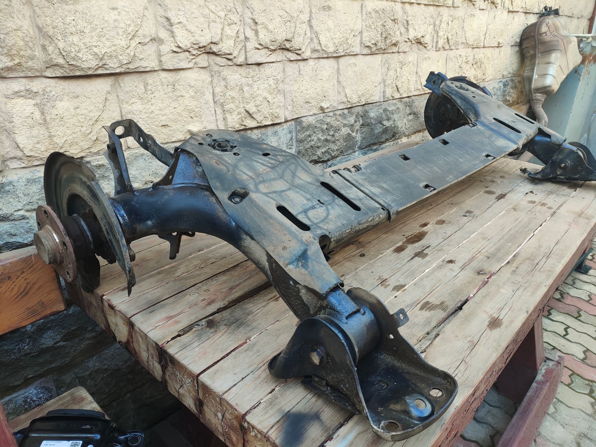 https://ycs.partsauto.market/partsauto-images/thmbs/userImages/6ab8ea4394fc0aced0b69382a3e61955/part/51709125-54a6-4645-aea2-7781f4259db8_1776334416452.jpg