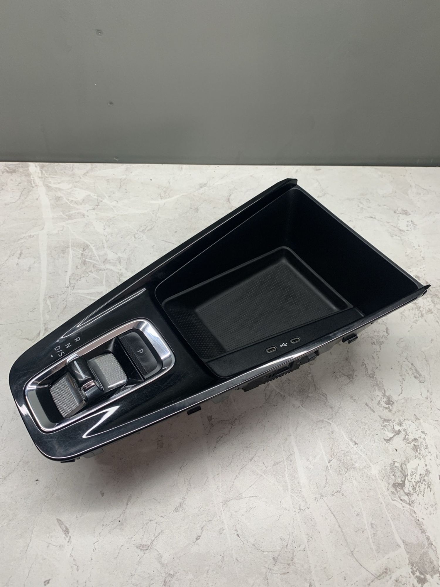 https://ycs.partsauto.market/partsauto-images/thmbs/userImages/6ab8ea4394fc0aced0b69382a3e61955/part/560a866e-e963-4407-8c07-718a4e4f3428_1774257729290.jpg