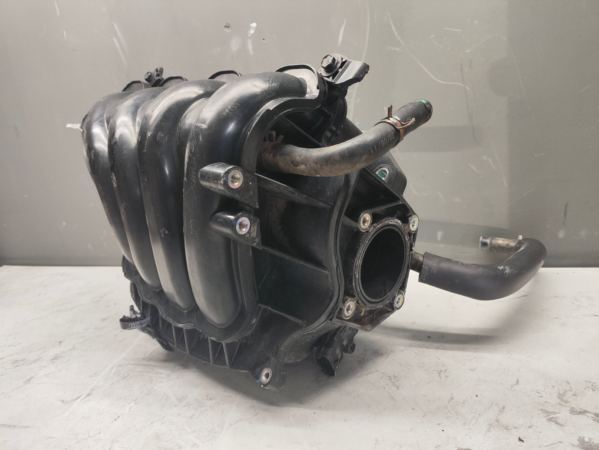 https://ycs.partsauto.market/partsauto-images/thmbs/userImages/6ab8ea4394fc0aced0b69382a3e61955/part/57e06ee5-5f9b-4085-bef8-e792e2b903b4_1778239649776.jpg