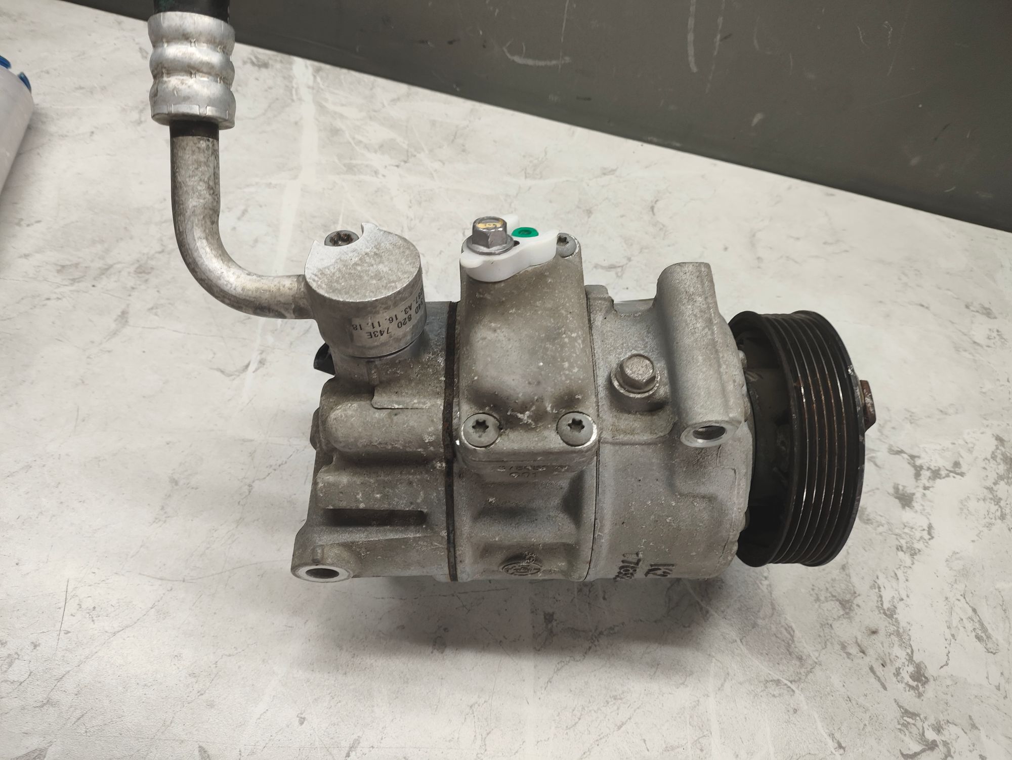 https://ycs.partsauto.market/partsauto-images/thmbs/userImages/6ab8ea4394fc0aced0b69382a3e61955/part/58103c4e-eac5-42cd-bca7-f843d93f20d0_1781087258609.jpg