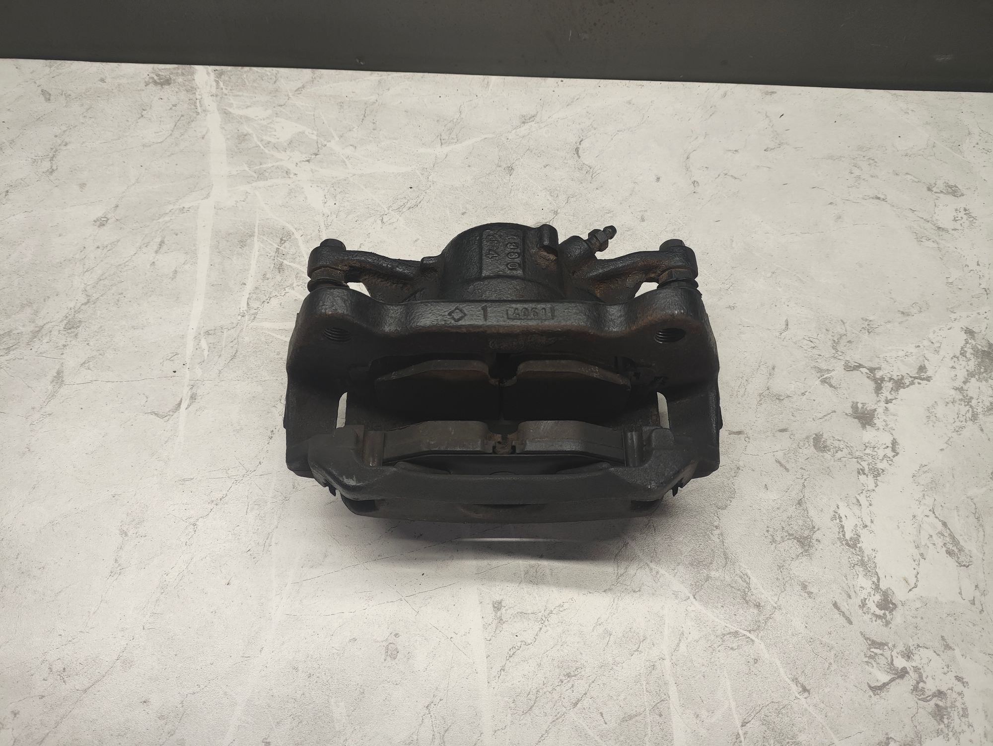 https://ycs.partsauto.market/partsauto-images/thmbs/userImages/6ab8ea4394fc0aced0b69382a3e61955/part/58586bd0-2f74-4730-897c-7f629d97d49d_1775903107054.jpg