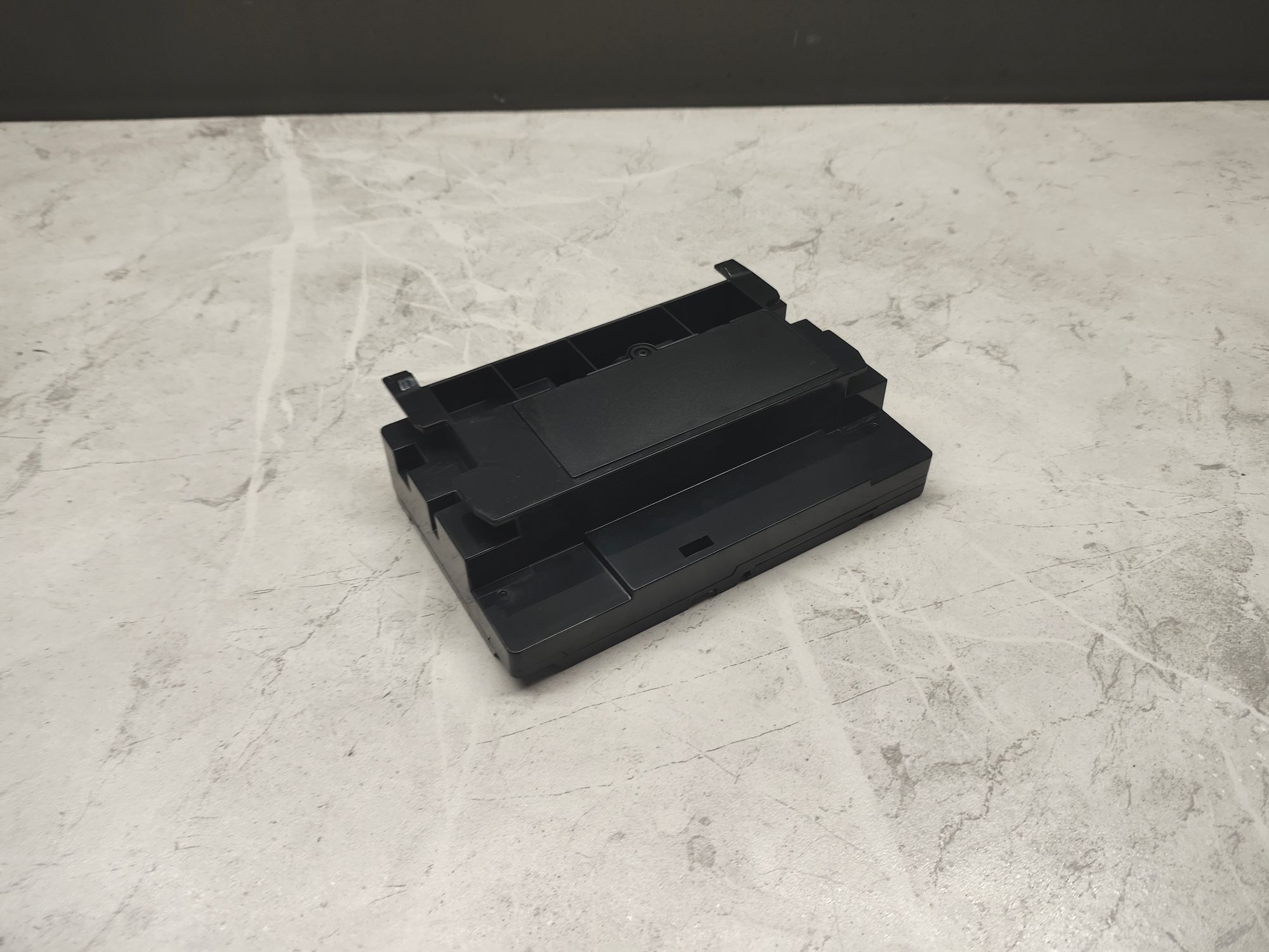 https://ycs.partsauto.market/partsauto-images/thmbs/userImages/6ab8ea4394fc0aced0b69382a3e61955/part/58c2d516-5114-4c1c-a3da-e811da3d0c45_1775557556586.jpg