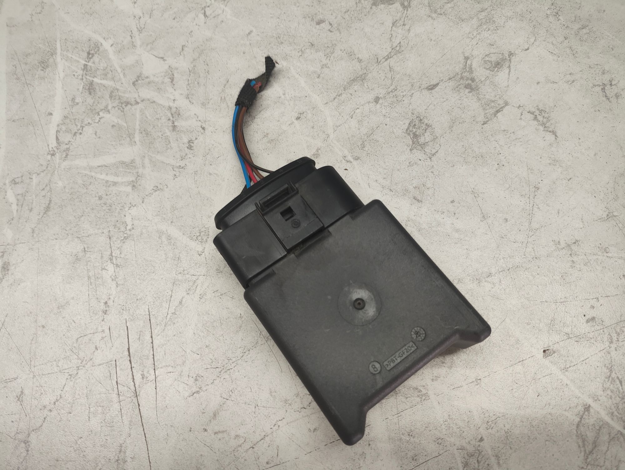 https://ycs.partsauto.market/partsauto-images/thmbs/userImages/6ab8ea4394fc0aced0b69382a3e61955/part/58daa1f0-a794-414d-93f7-66d9b49d452c_1784105319512.jpg