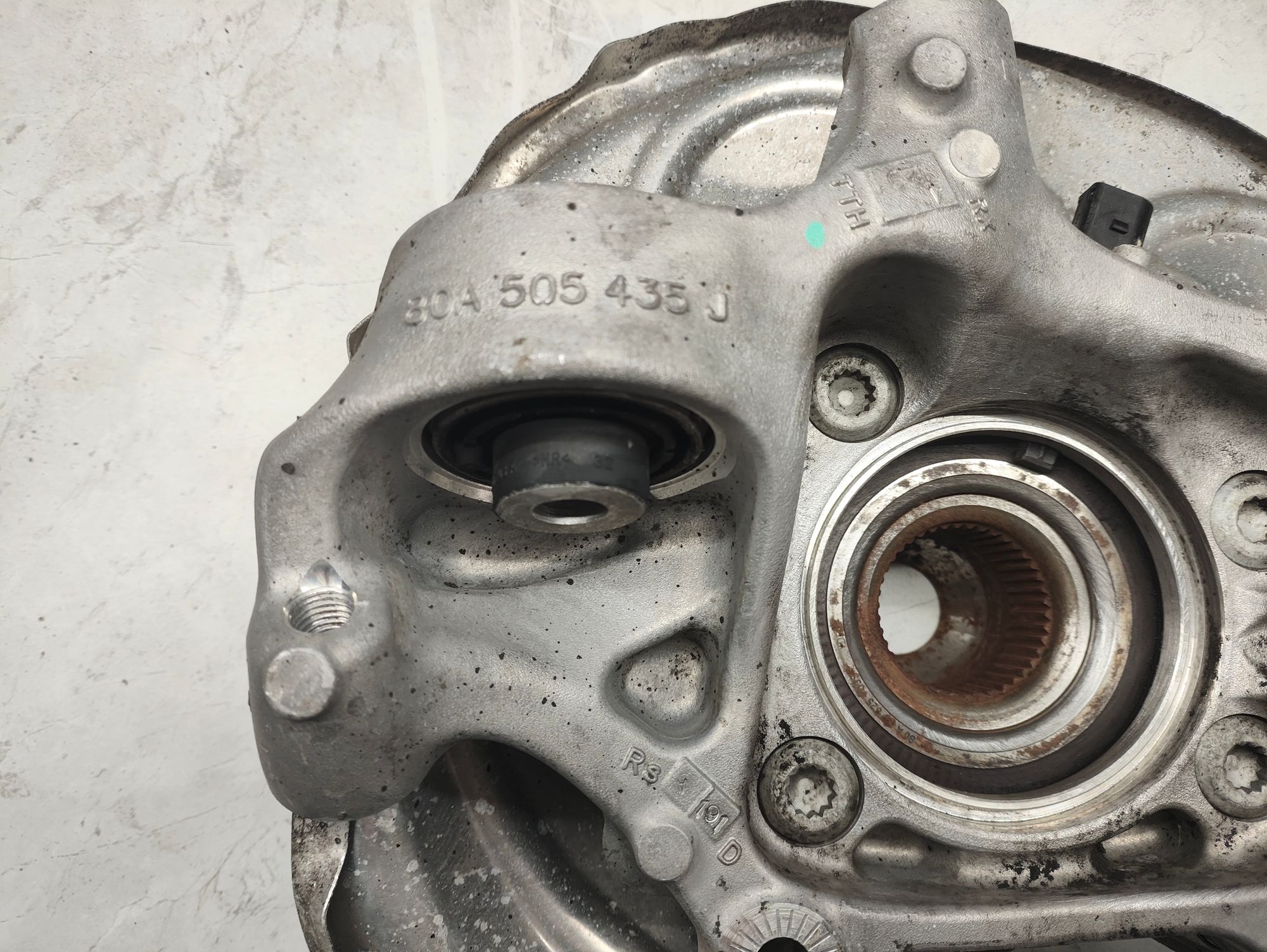 https://ycs.partsauto.market/partsauto-images/thmbs/userImages/6ab8ea4394fc0aced0b69382a3e61955/part/5930d459-f832-48e3-b3c8-fa3ee5e498c0_1776503810455.jpg