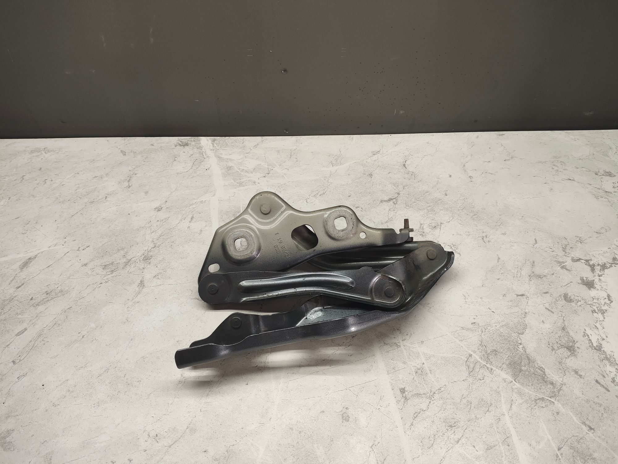 https://ycs.partsauto.market/partsauto-images/thmbs/userImages/6ab8ea4394fc0aced0b69382a3e61955/part/59c1e122-1a07-4872-ae25-830c257aece1_1775302212102.jpg