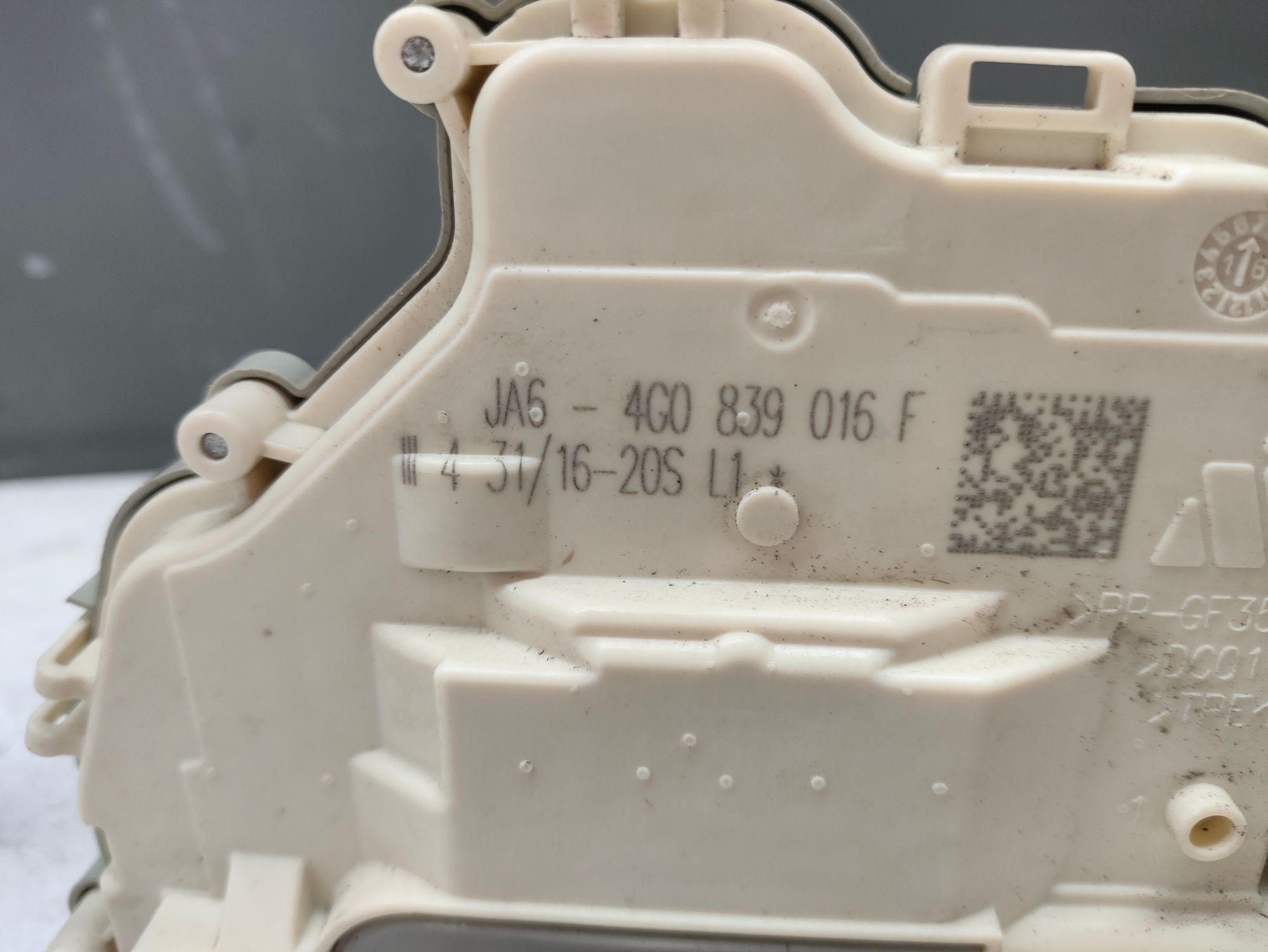 https://ycs.partsauto.market/partsauto-images/thmbs/userImages/6ab8ea4394fc0aced0b69382a3e61955/part/5ba9f63d-3631-4703-bccd-33e746af4d63_1784194783382.jpg
