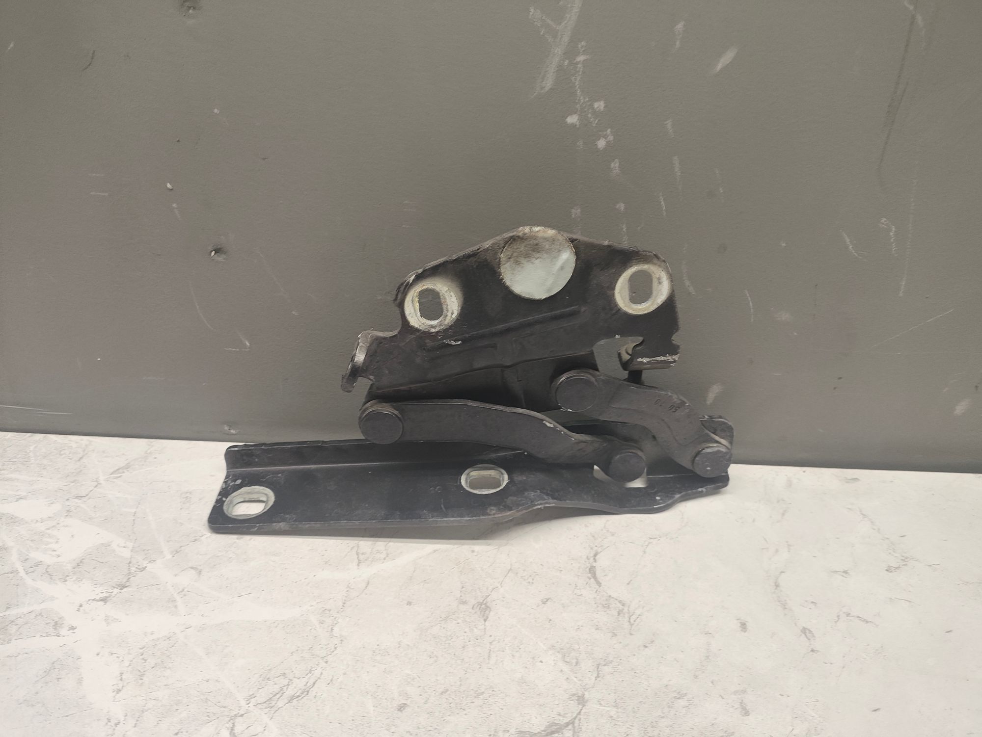 https://ycs.partsauto.market/partsauto-images/thmbs/userImages/6ab8ea4394fc0aced0b69382a3e61955/part/609d851c-b22f-4473-a077-b394f7fd9dd1_1777714807774.jpg