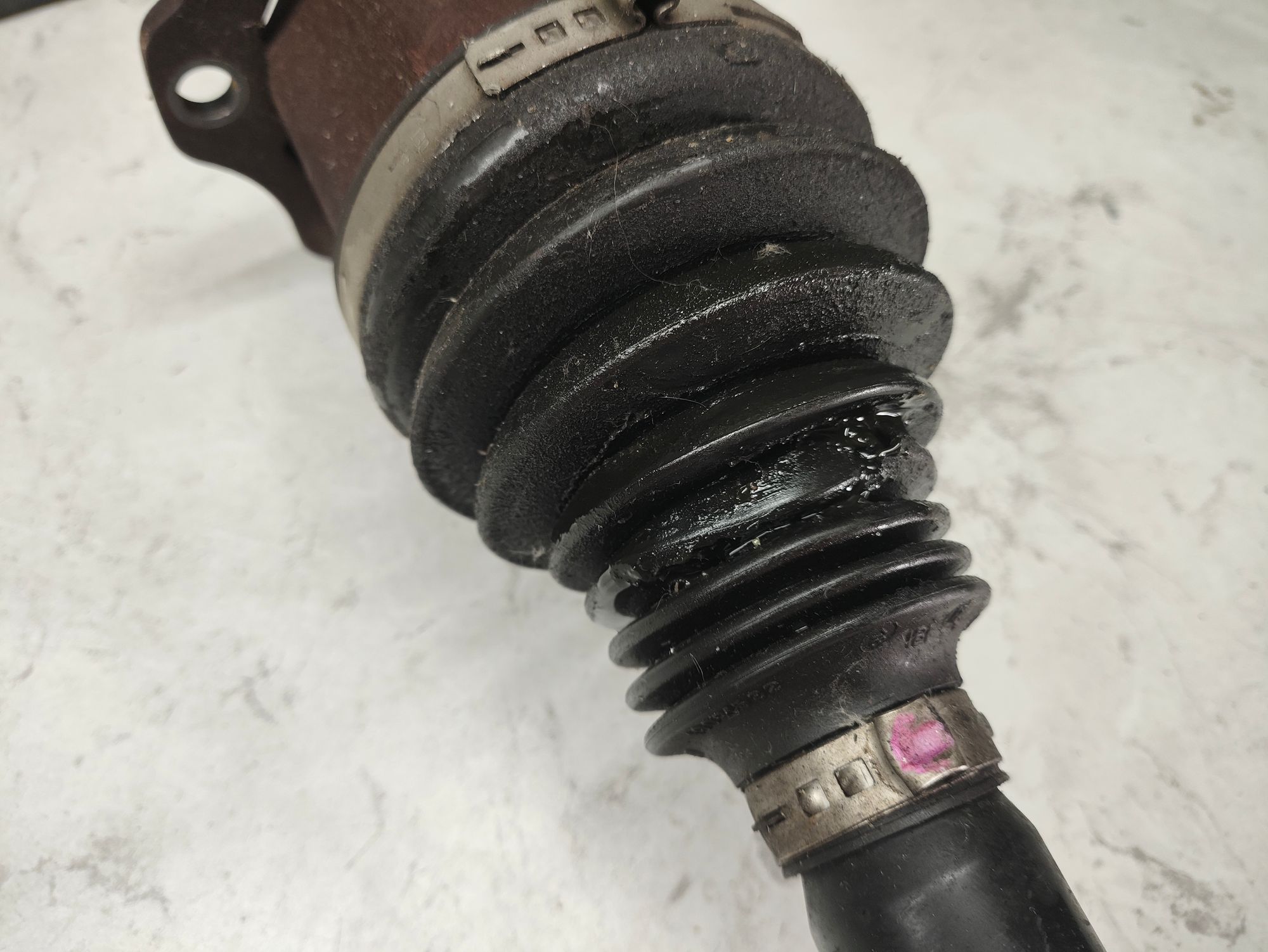 https://ycs.partsauto.market/partsauto-images/thmbs/userImages/6ab8ea4394fc0aced0b69382a3e61955/part/6240a2ae-48cf-4818-b951-736a757bcbd8_1784189950694.jpg