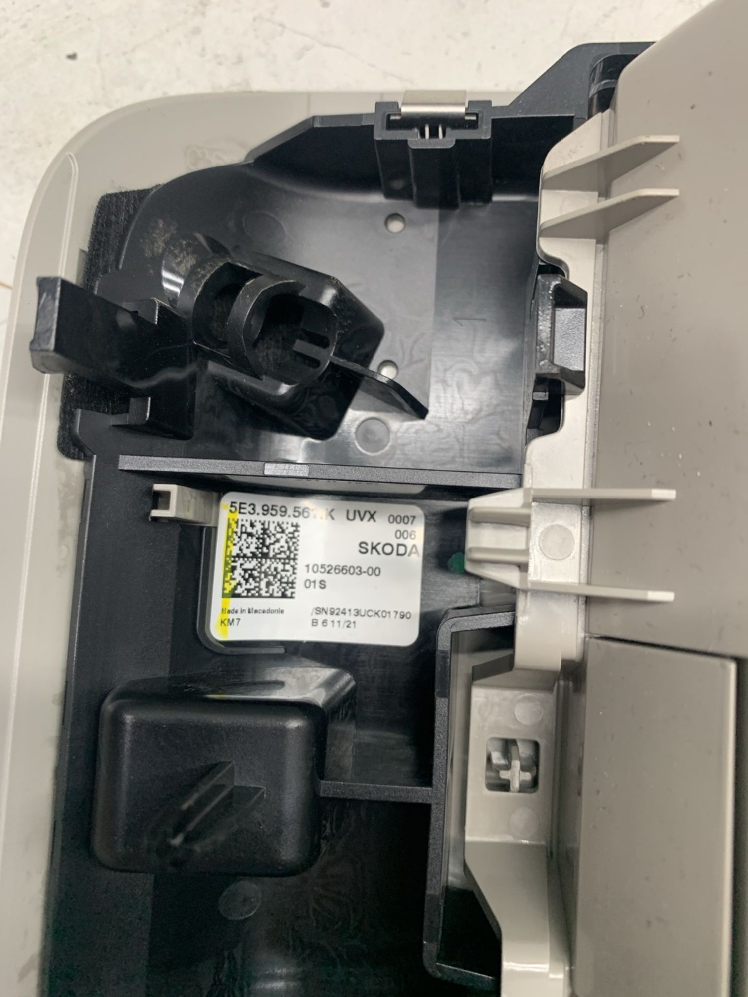 https://ycs.partsauto.market/partsauto-images/thmbs/userImages/6ab8ea4394fc0aced0b69382a3e61955/part/63c12170-f9cf-49a2-87cd-387f7ee17504_1773405190555.jpg