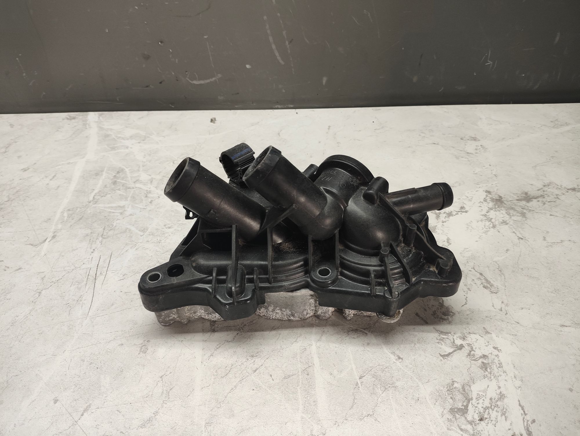 https://ycs.partsauto.market/partsauto-images/thmbs/userImages/6ab8ea4394fc0aced0b69382a3e61955/part/67a12eb7-c921-407e-afda-2182acdaaa9a_1784194063469.jpg